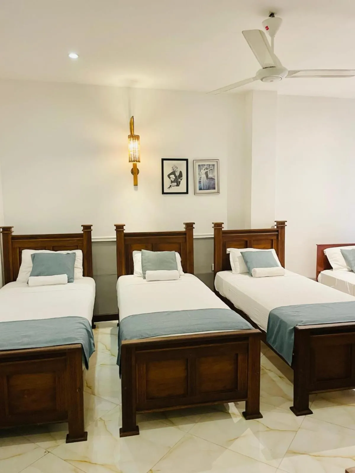 Grand Rockland Hotel