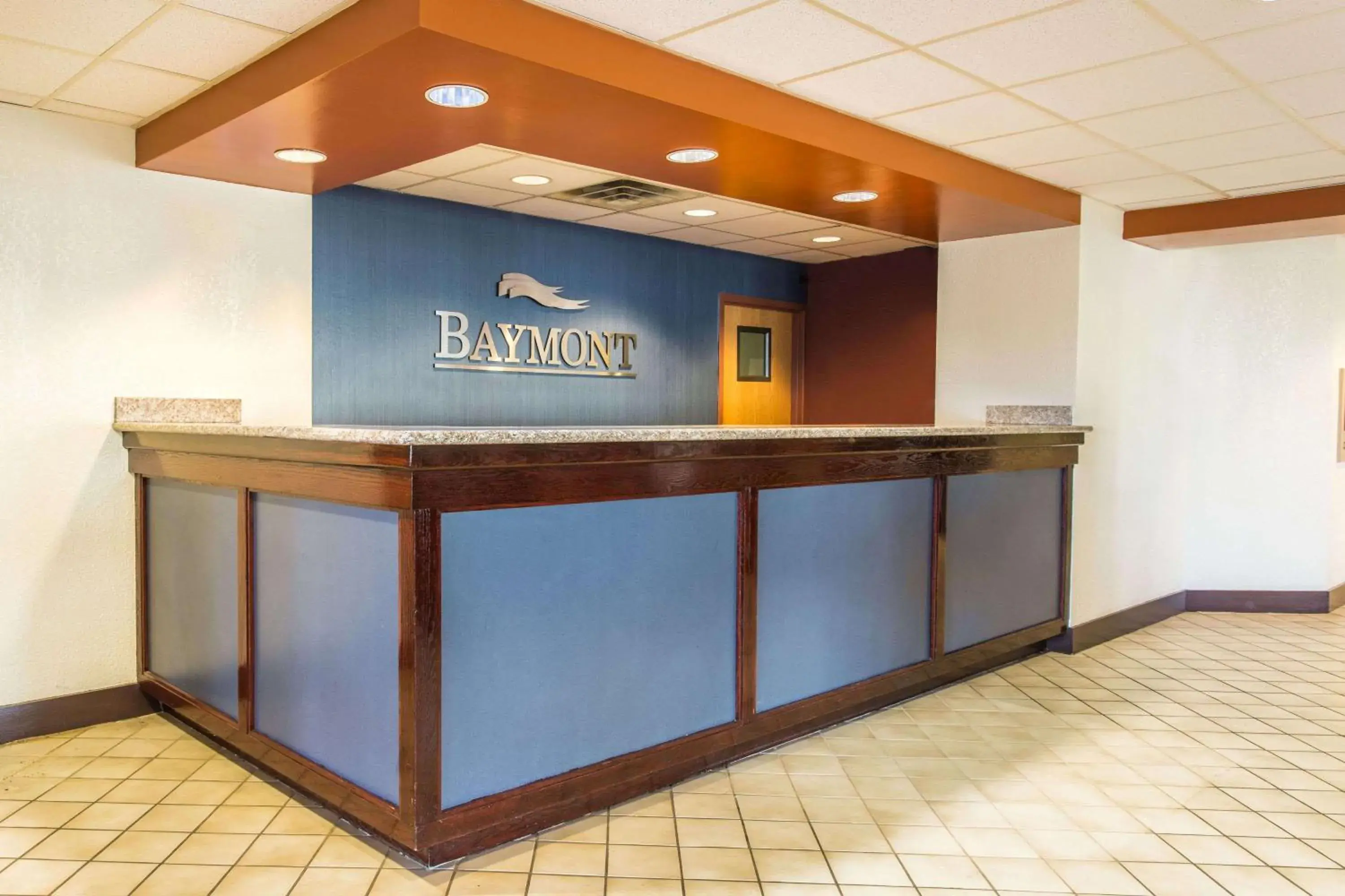 Lobby or reception in Baymont by Wyndham Cincinnati Sharonville Lobby or reception in Baymont by Wyndham Cincinnati Sharonville