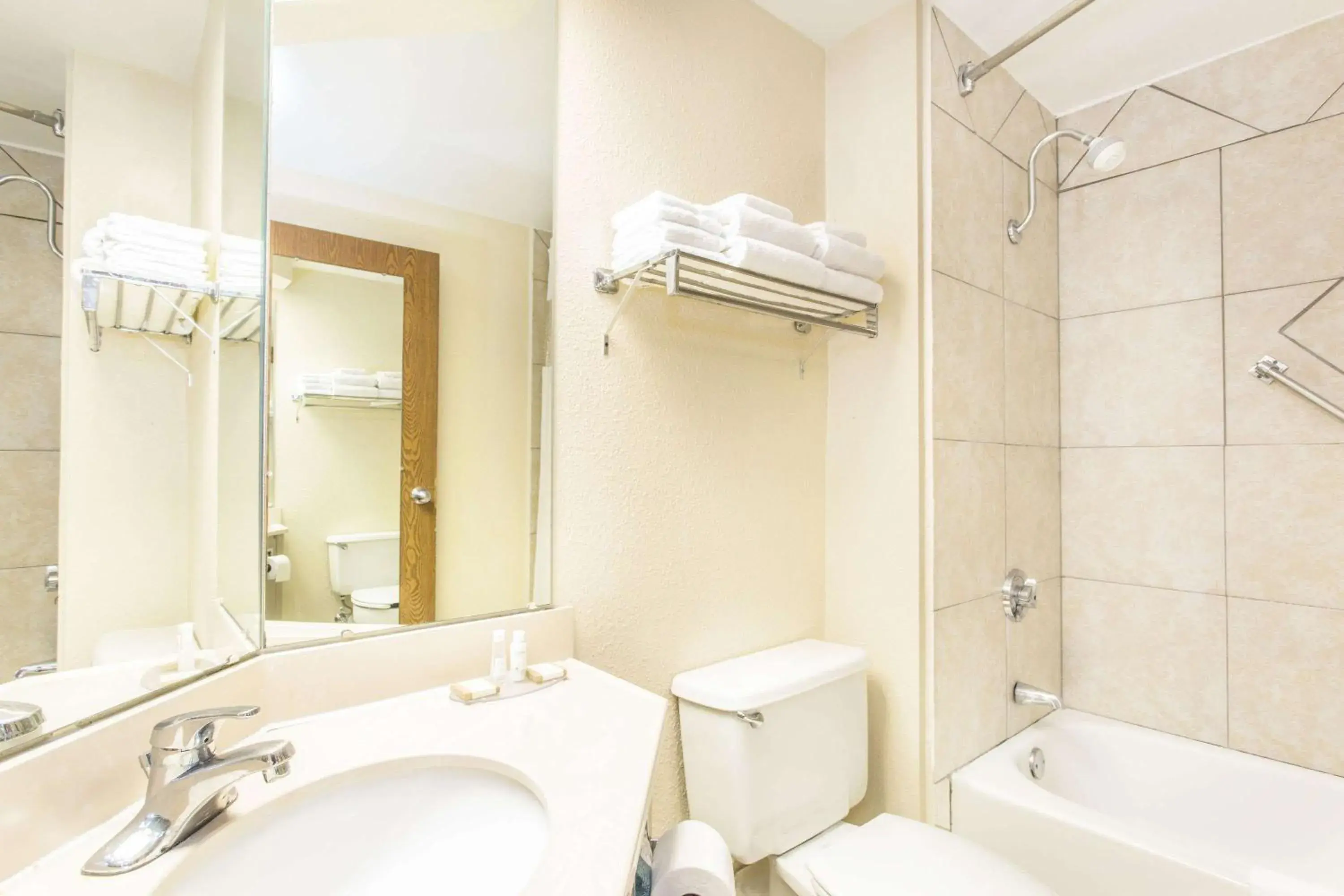 Photo of the whole room in Baymont by Wyndham Cincinnati Sharonville Photo of the whole room in Baymont by Wyndham Cincinnati Sharonville