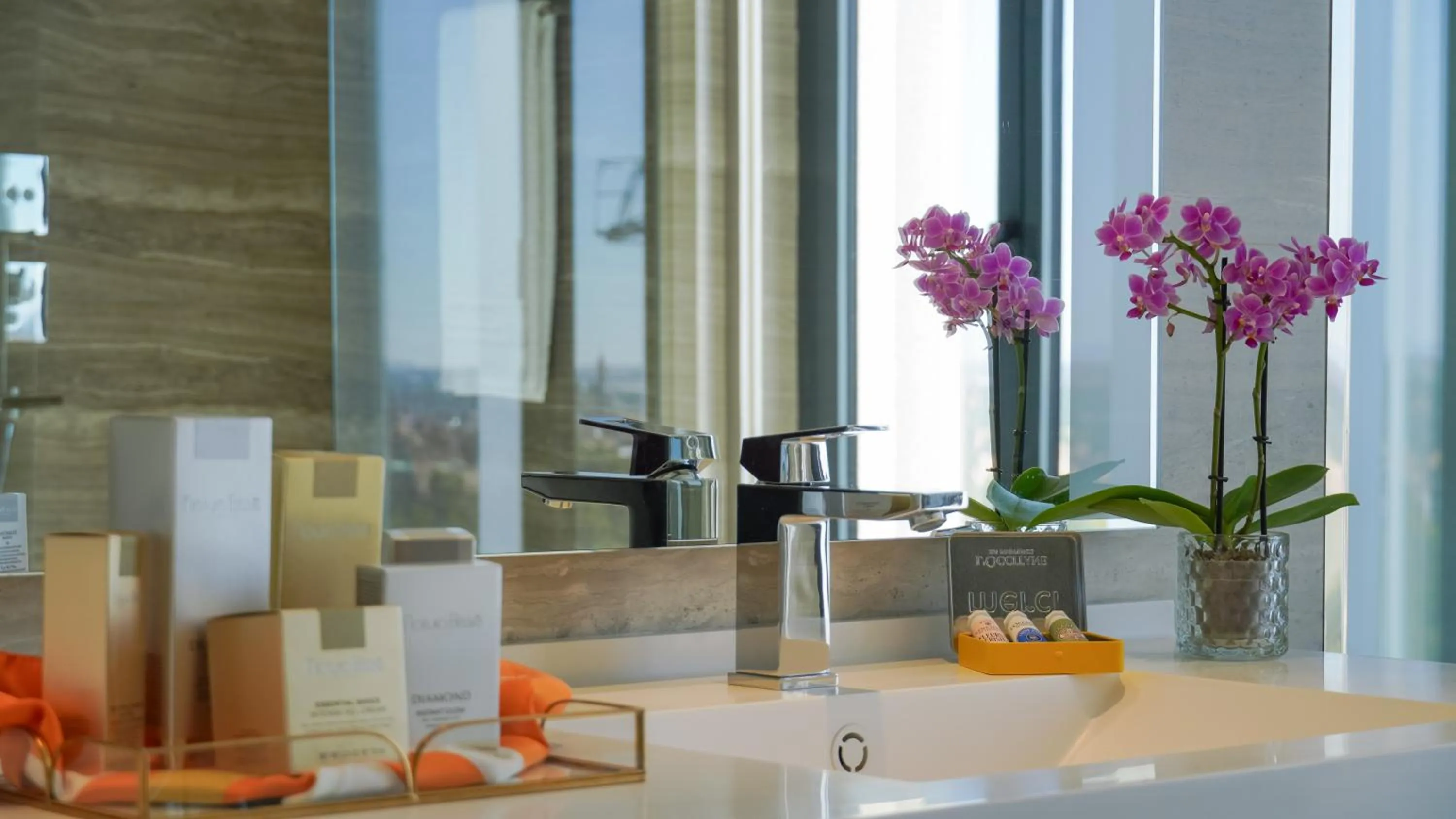 Bathroom in VP Plaza España Design