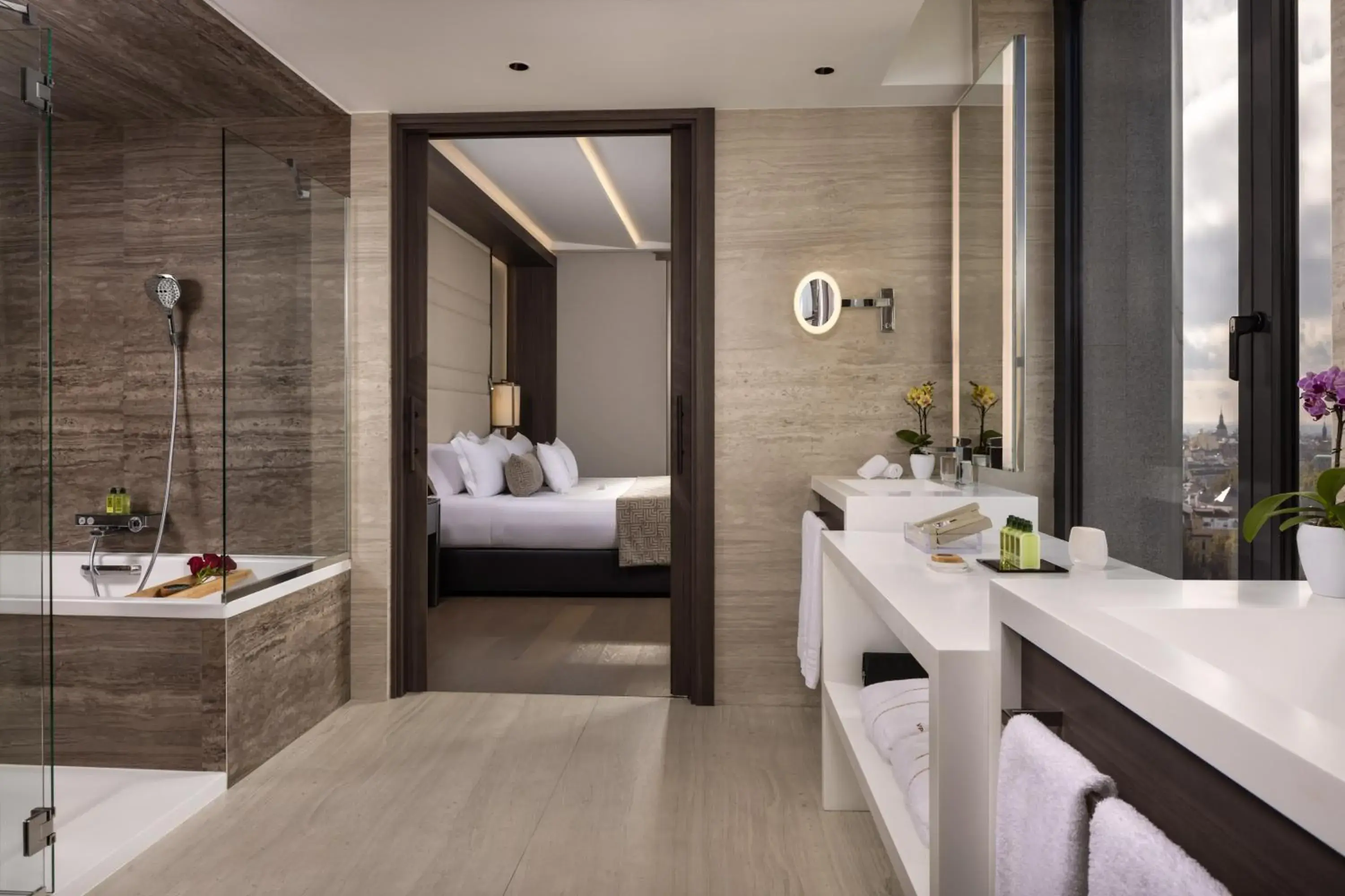 Bathroom, Bed in VP Plaza España Design Bathroom, Bed in VP Plaza España Design