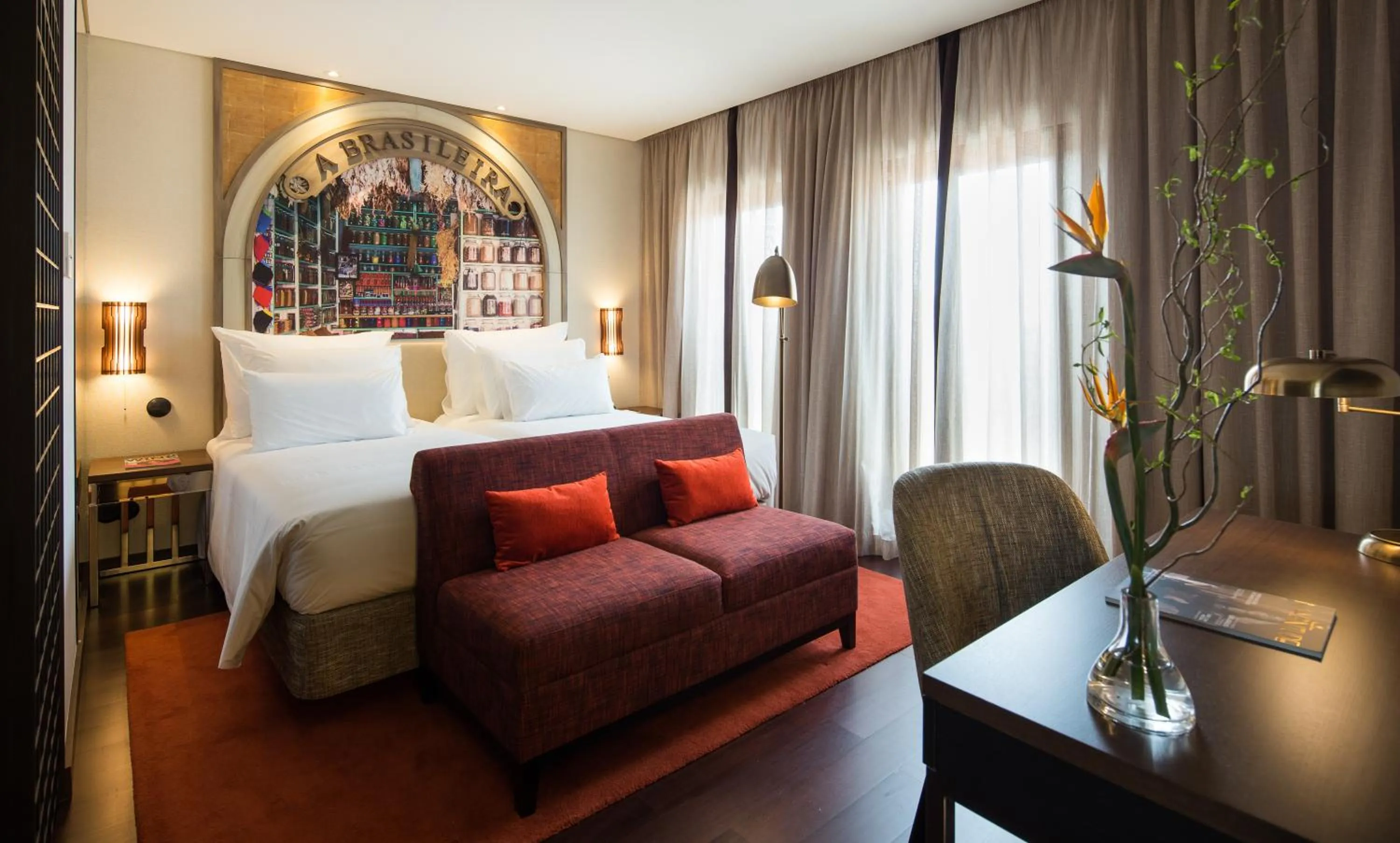 Bedroom, Bed in Pestana Porto - A Brasileira, City Center & Heritage Building
