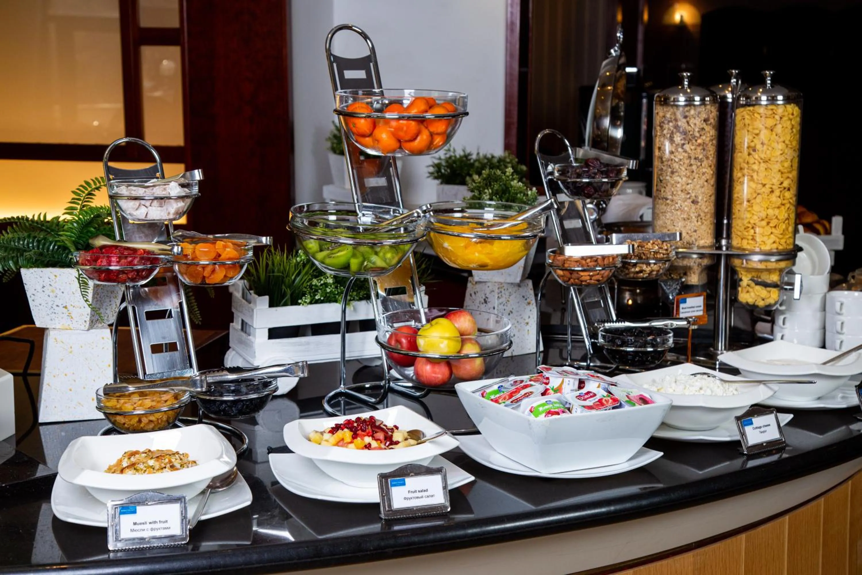 Breakfast in Rahat Palace Hotel