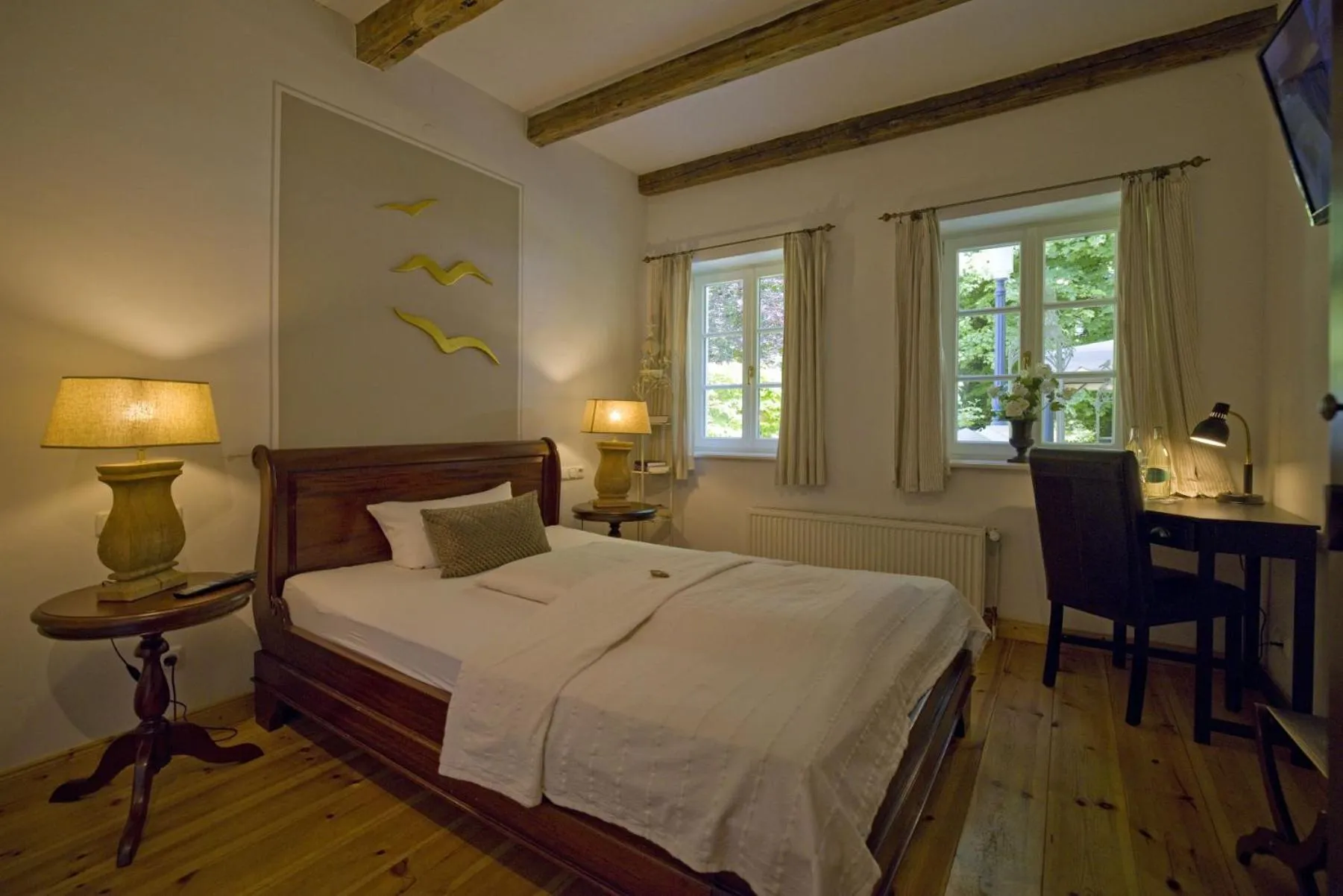 Bed in Hotel Hochzeitshaus