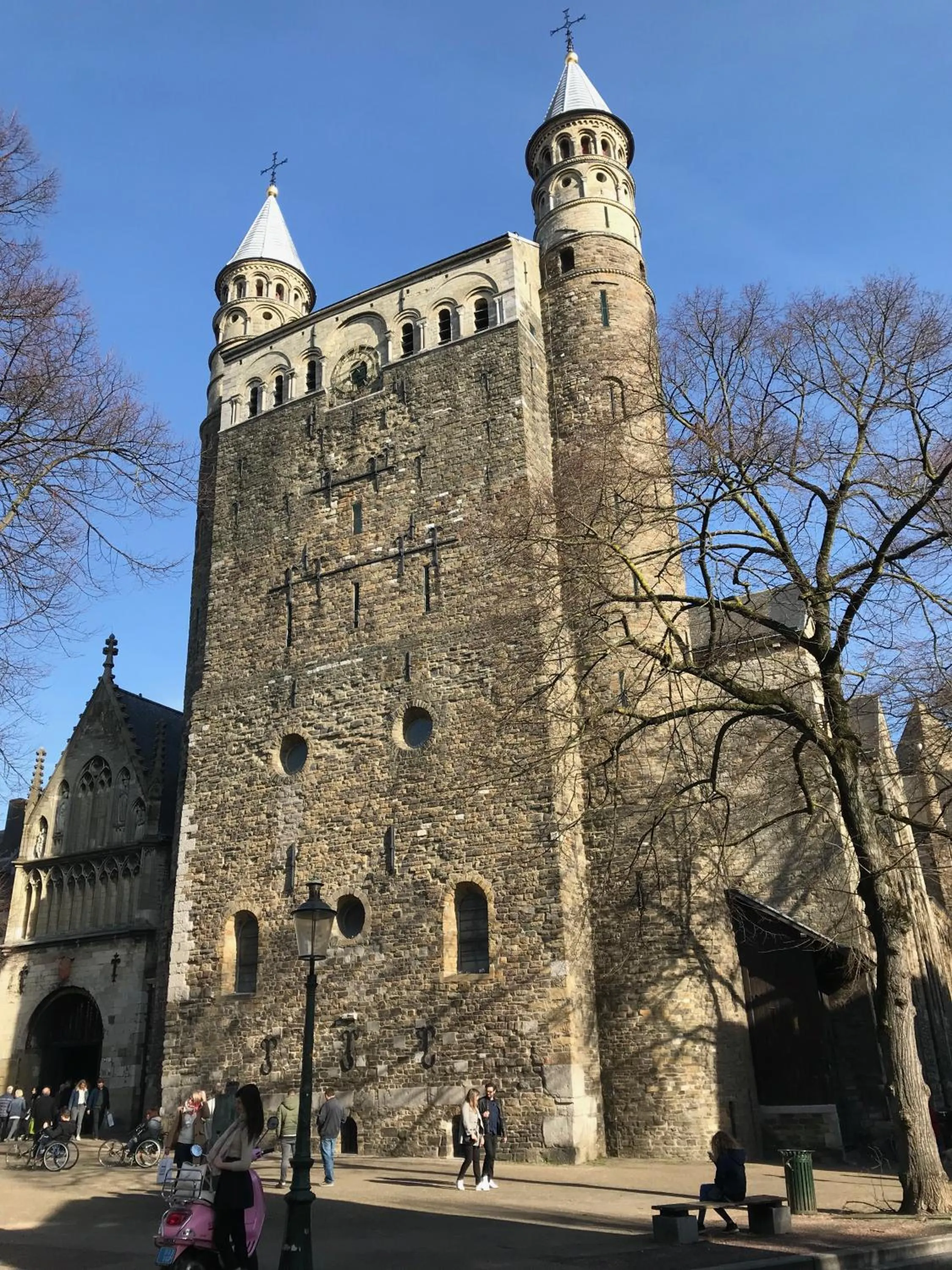 Nearby landmark in Logis Pastis