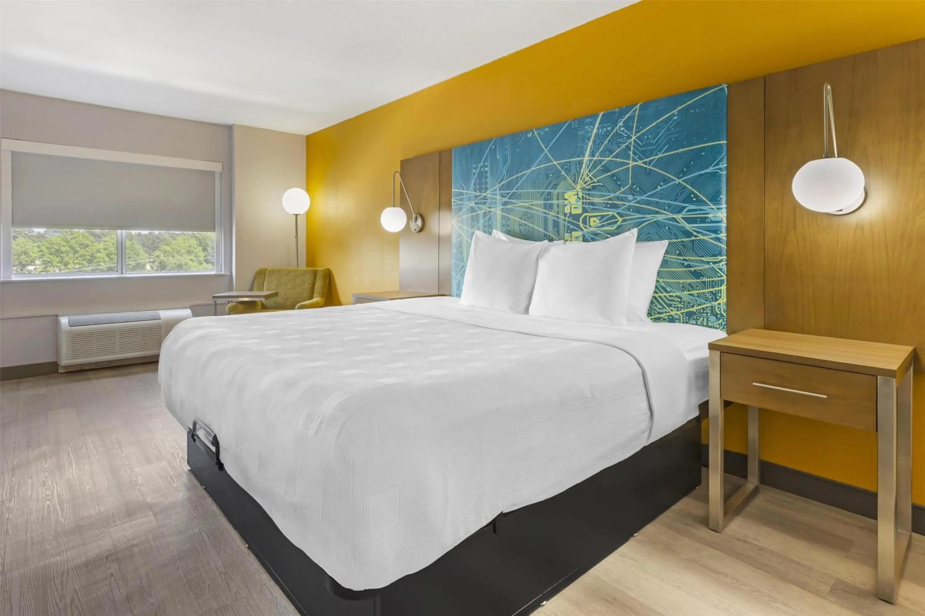 Bedroom, Bed in Best Western Plus Raleigh Crabtree Valley Hotel