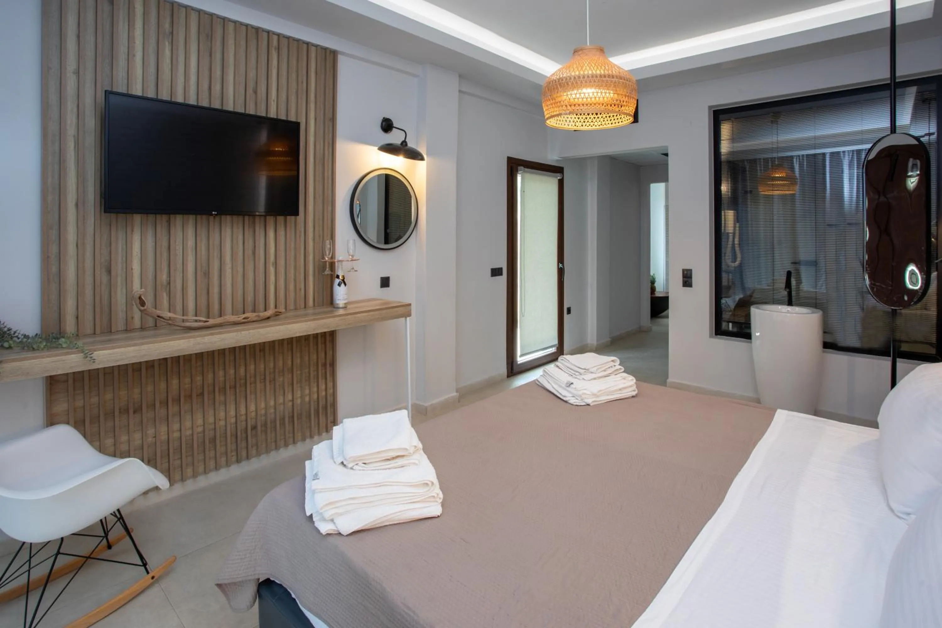 Bed in Enjoy Lichnos Bay Village, Camping, Hotel and Apartments