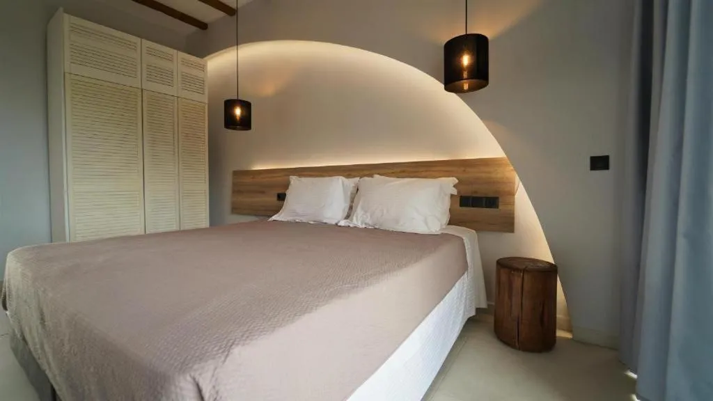 Bed in Enjoy Lichnos Bay Village, Camping, Hotel and Apartments