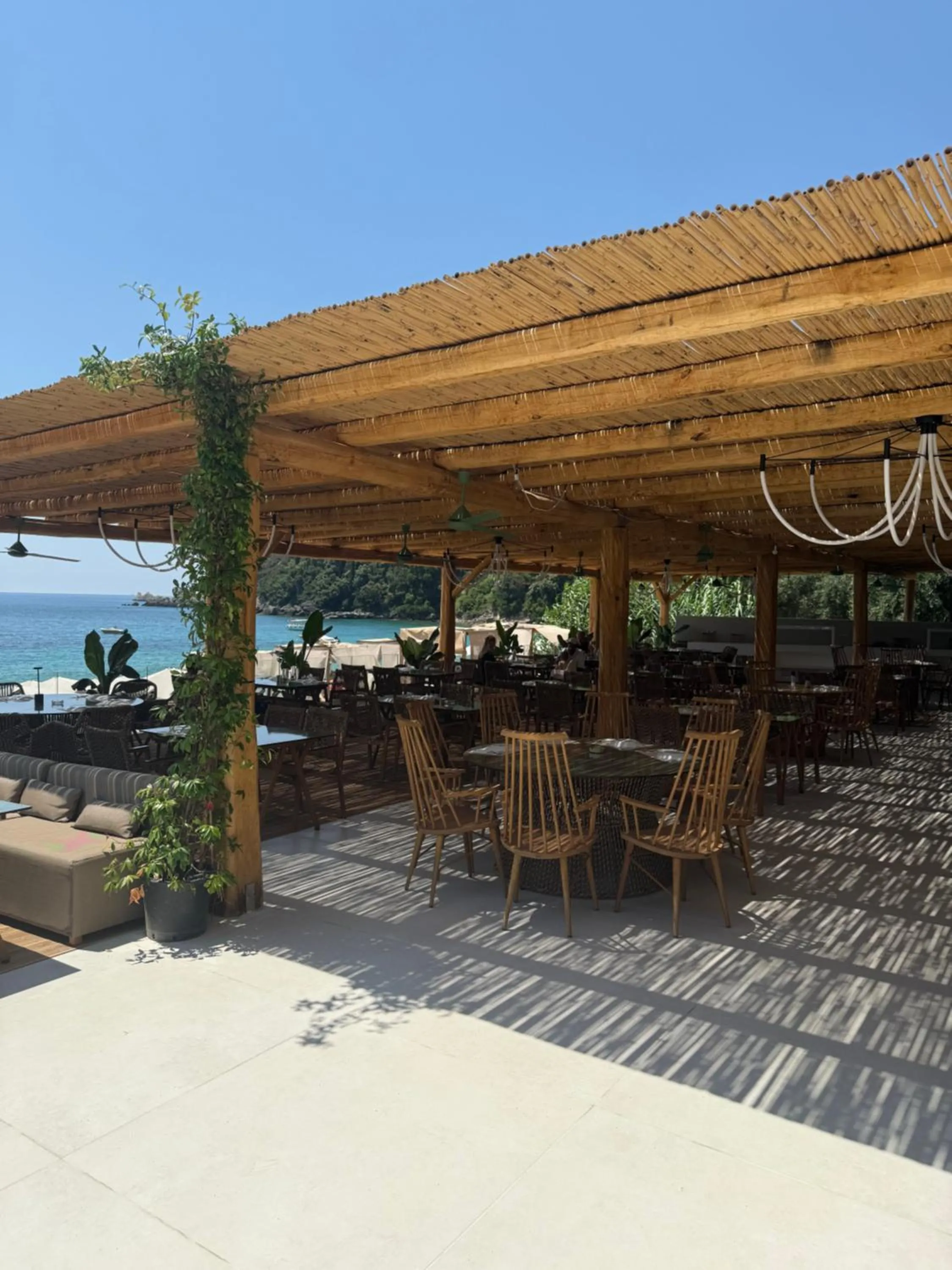 Restaurant/places to eat in Enjoy Lichnos Bay Village, Camping, Hotel and Apartments
