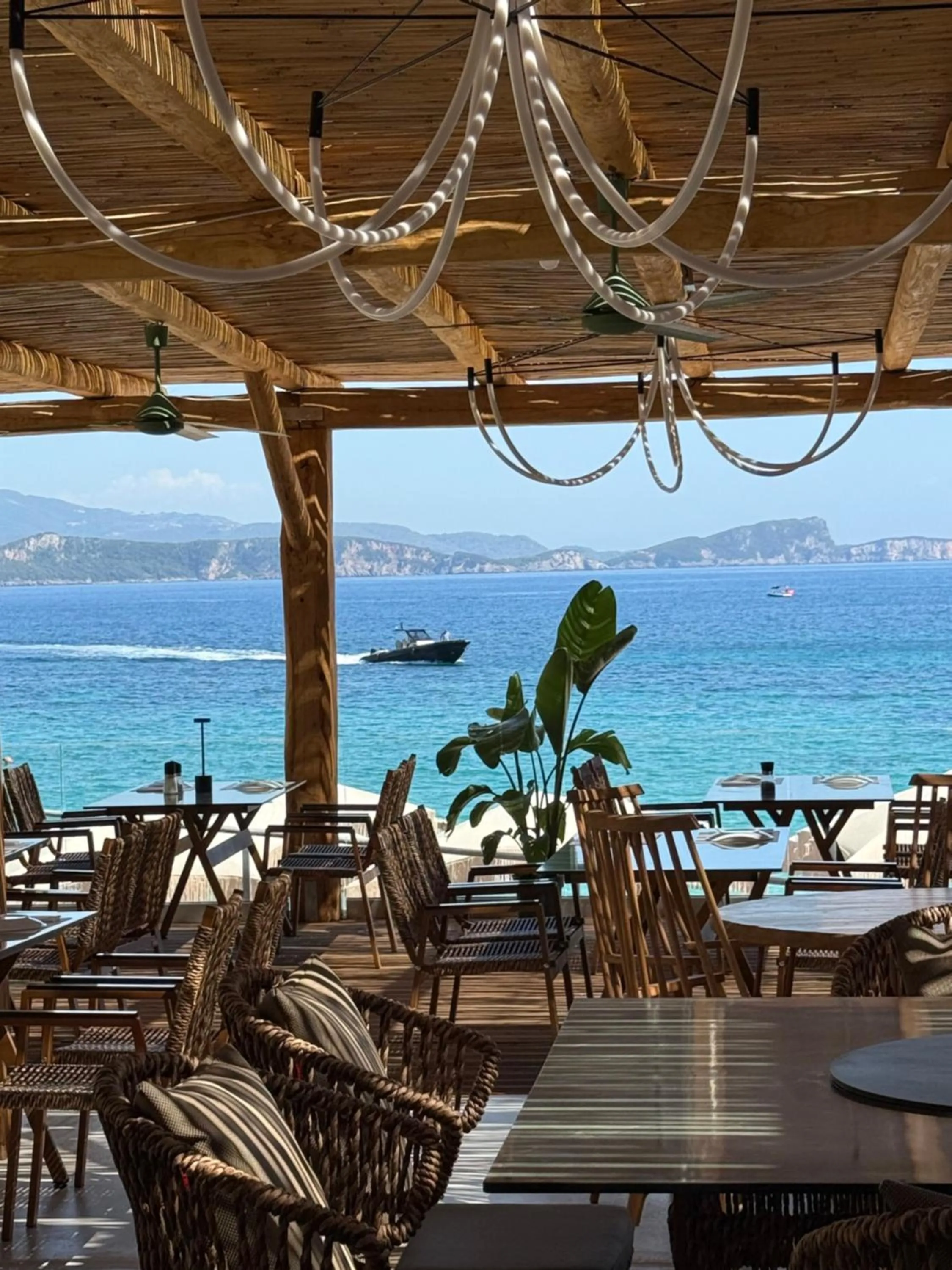 Restaurant/places to eat in Enjoy Lichnos Bay Village, Camping, Hotel and Apartments