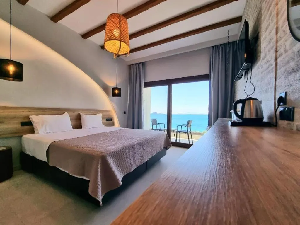 Bed in Enjoy Lichnos Bay Village, Camping, Hotel and Apartments
