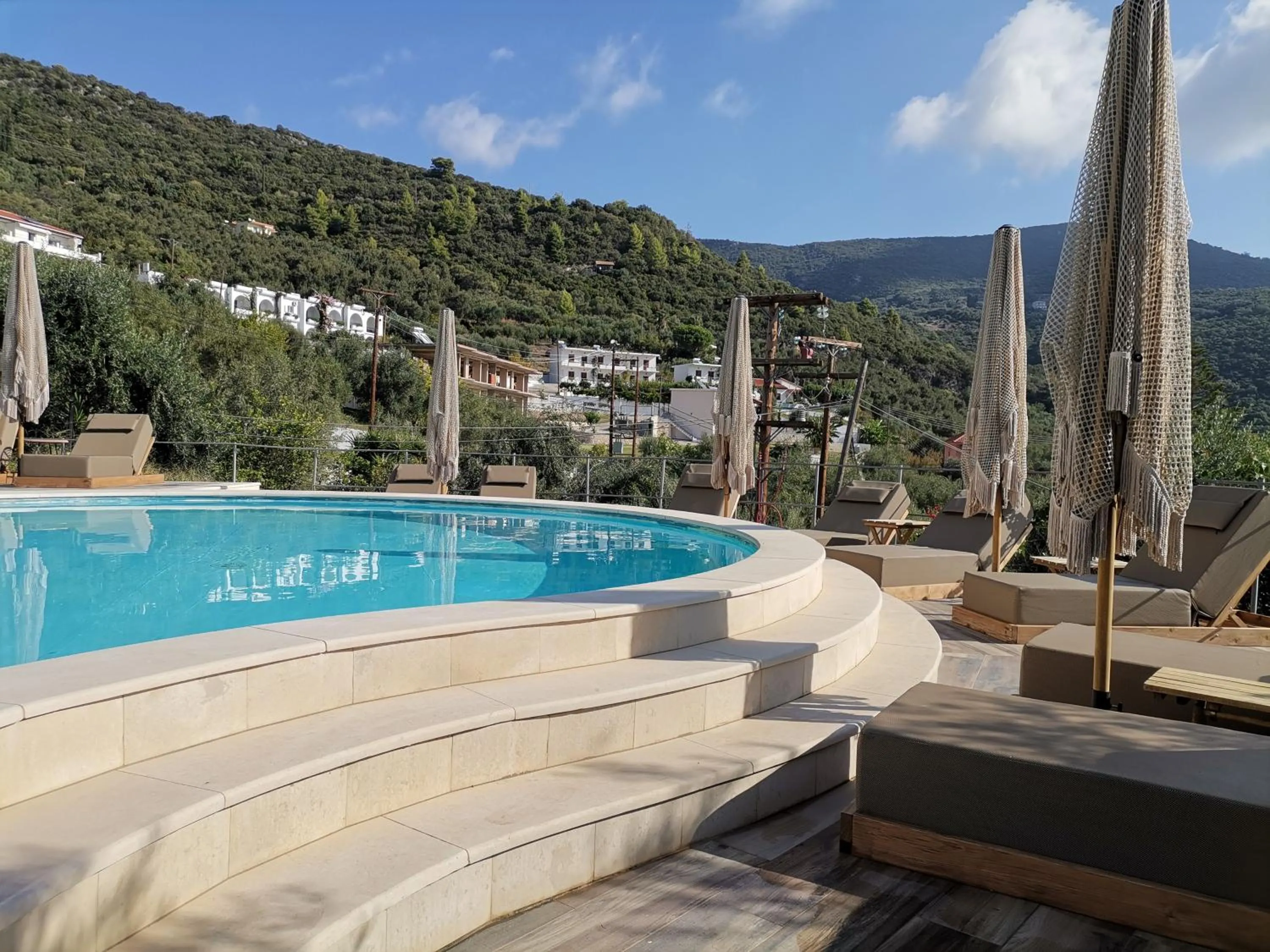 Enjoy Lichnos Bay Village, Camping, Hotel and Apartments