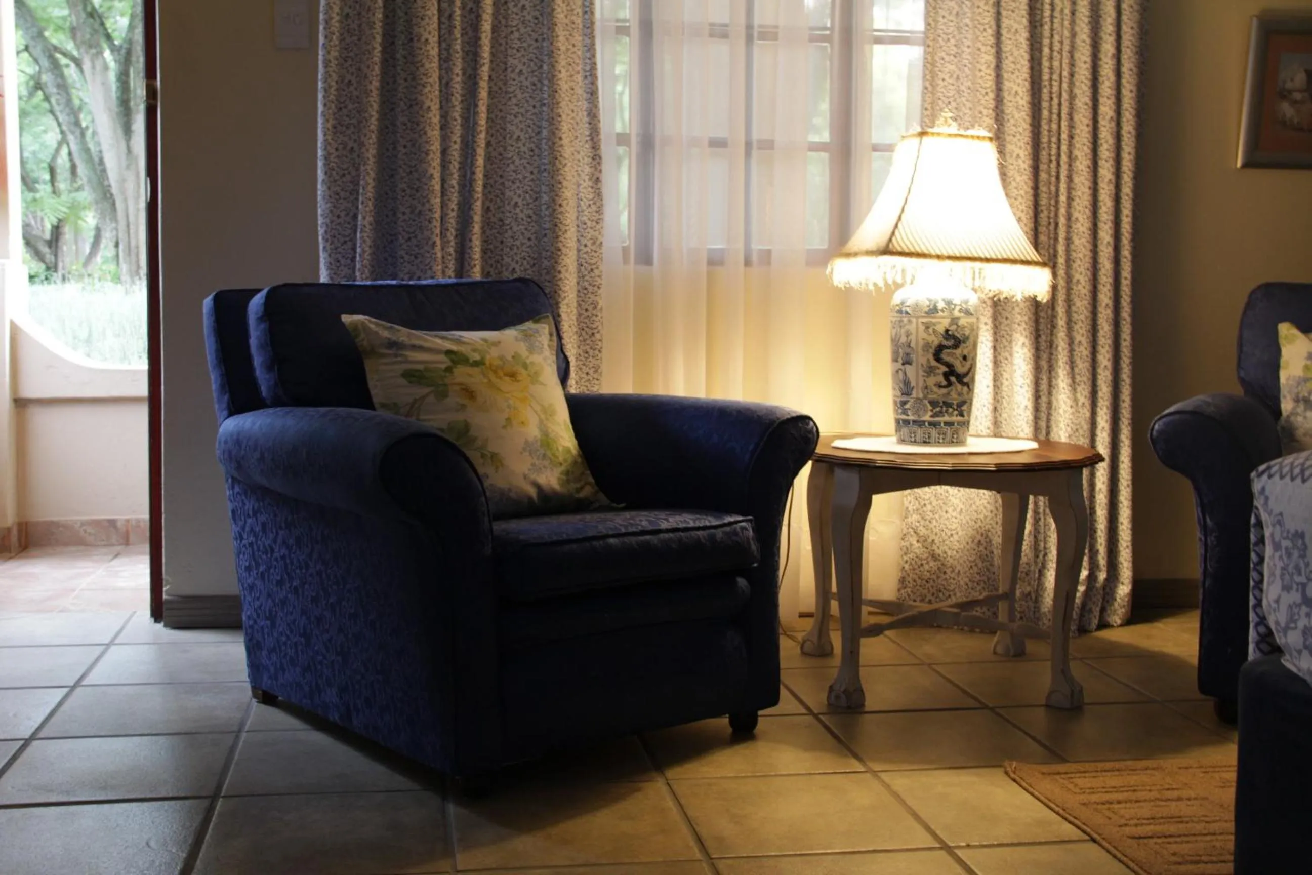 Seating area in Farmhouse Lodge