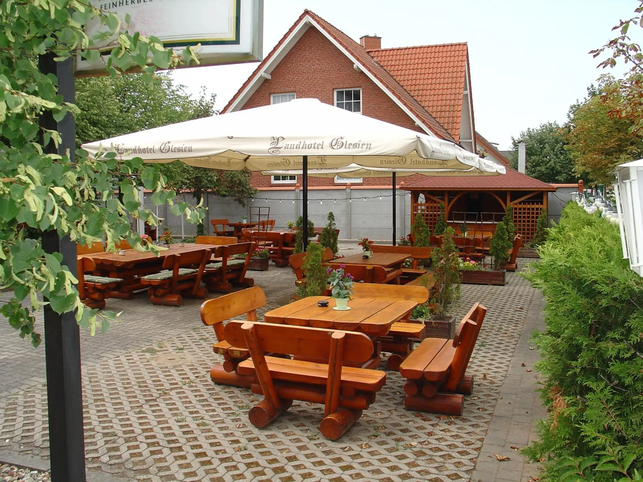 Garden in REGIOHOTEL Halle Leipzig Airport Garden in REGIOHOTEL Halle Leipzig Airport