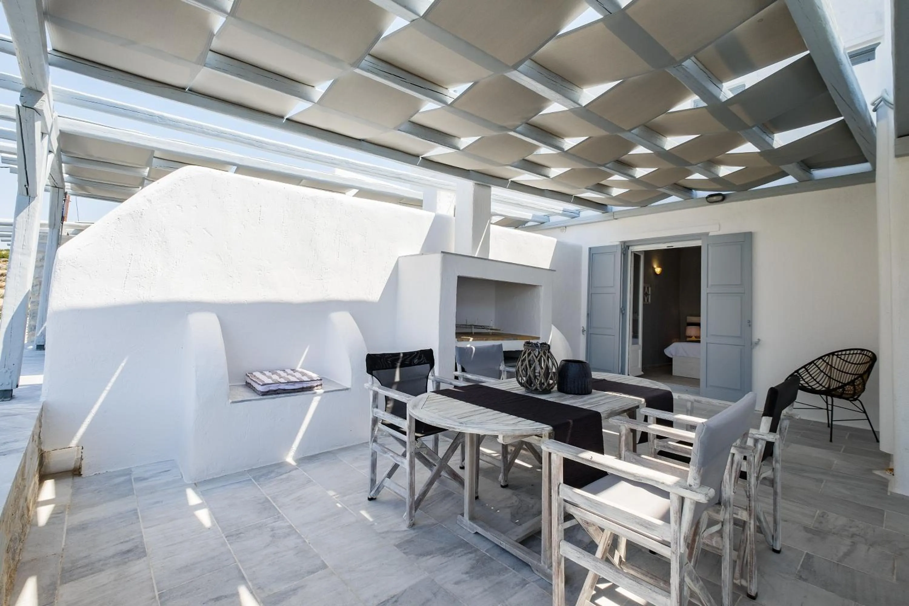 BBQ facilities in Paros Villas Nereids