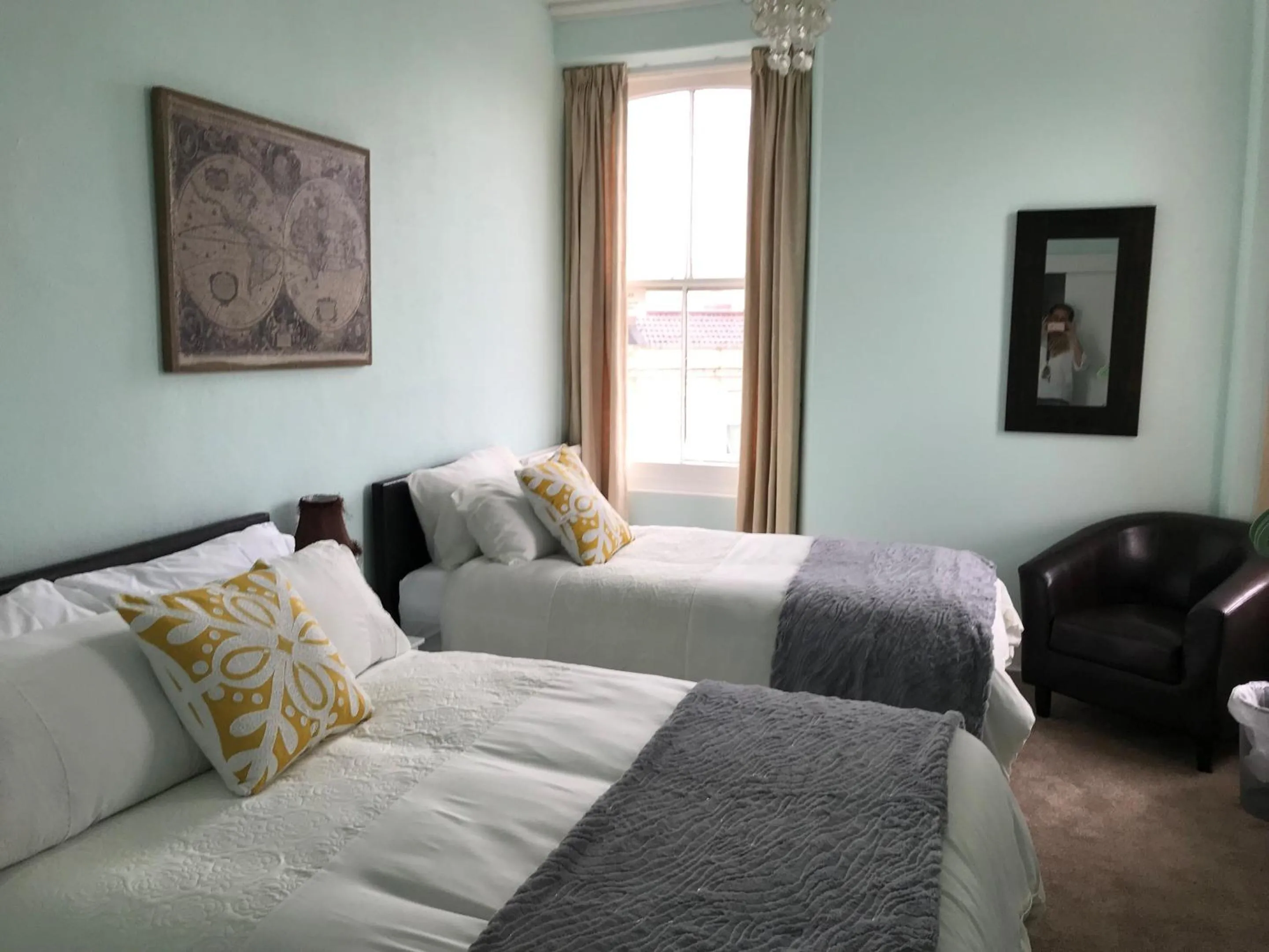 Bedroom, Bed in Highlea Guest House