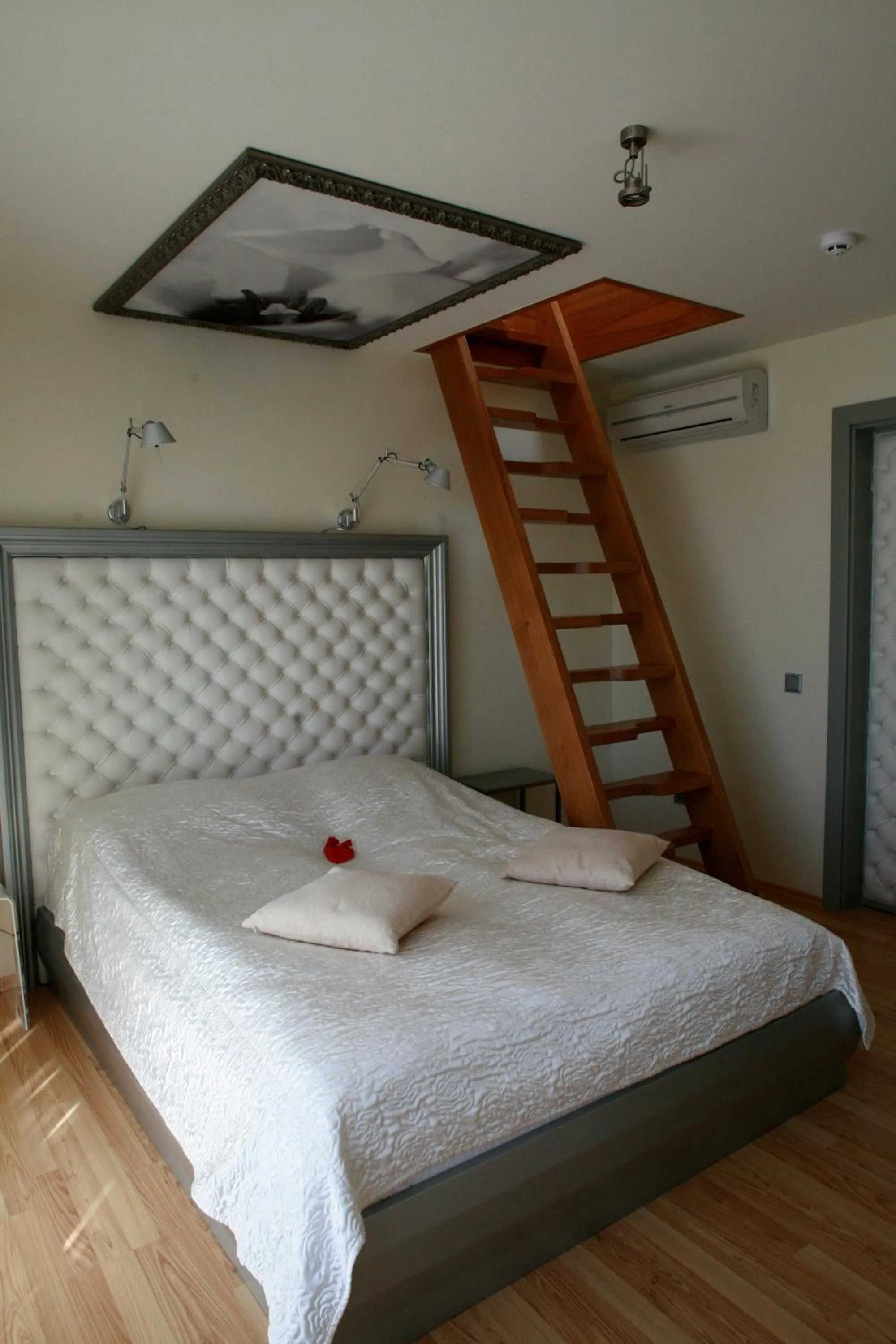 Bed in Boutique Hotel Mama