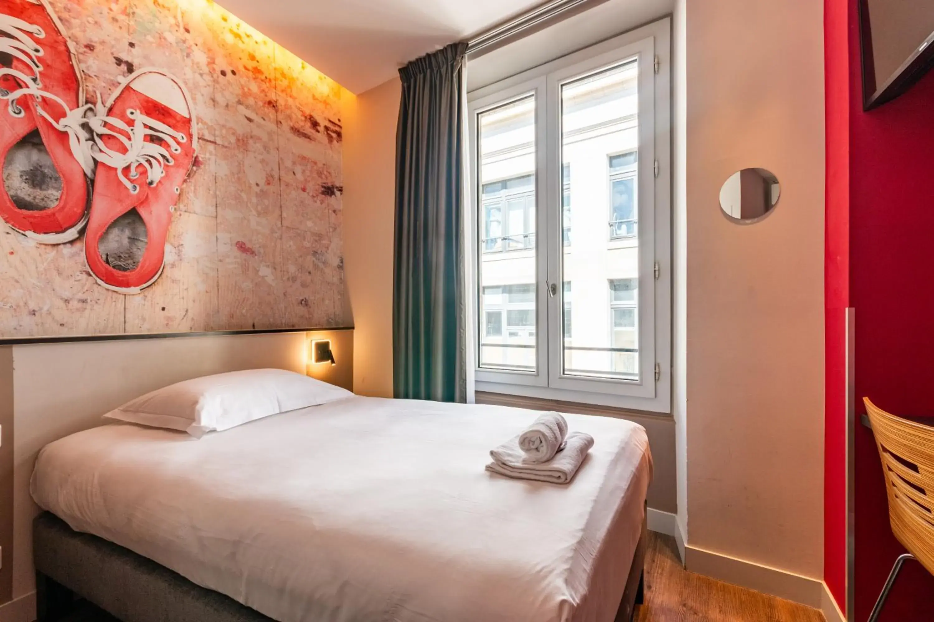 Bed in Urban Style Bordeaux Centre Hotel de la Presse Bed in Urban Style Bordeaux Centre Hotel de la Presse