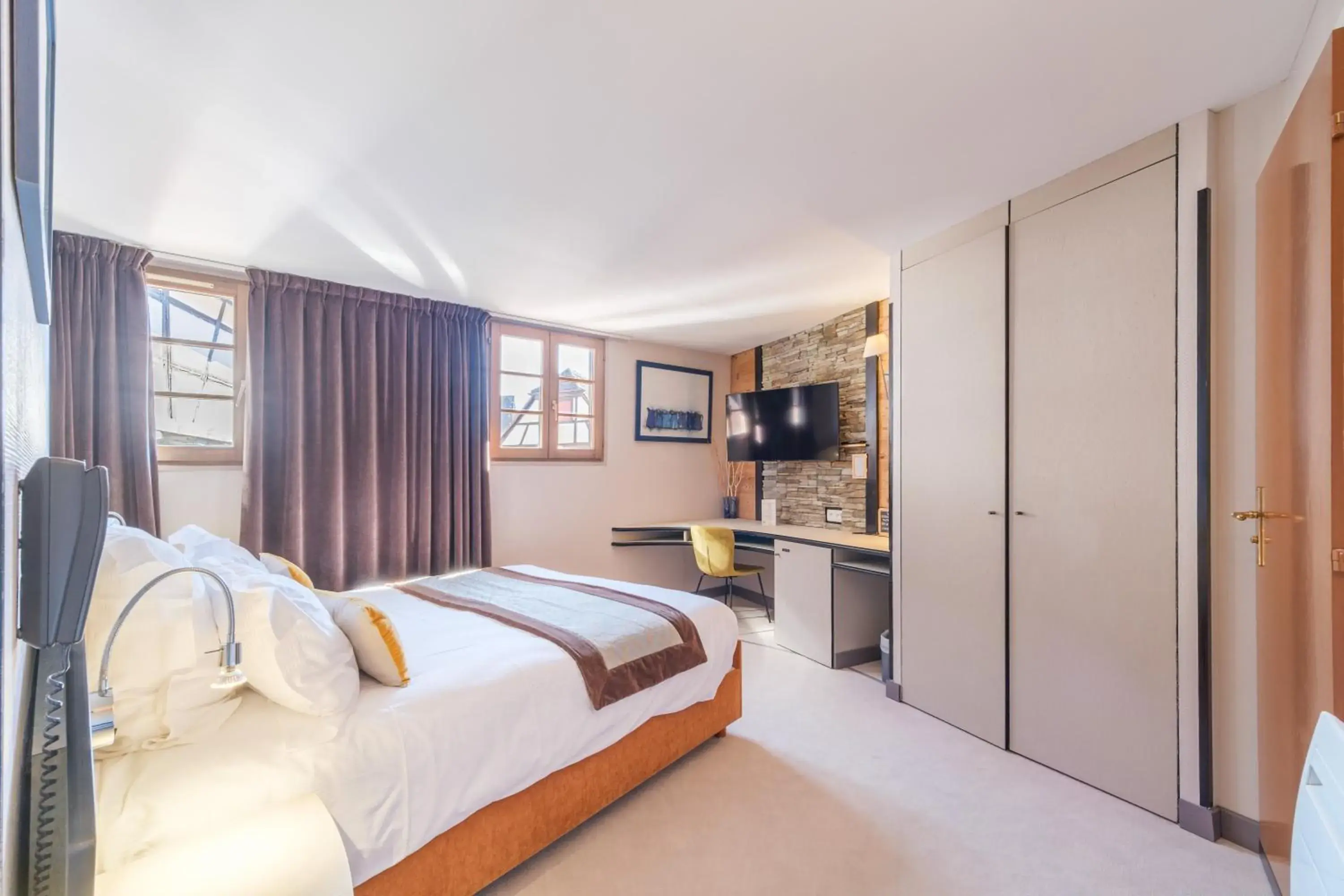 Standard Double Room in L'Hostellerie du Château Standard Double Room in L'Hostellerie du Château