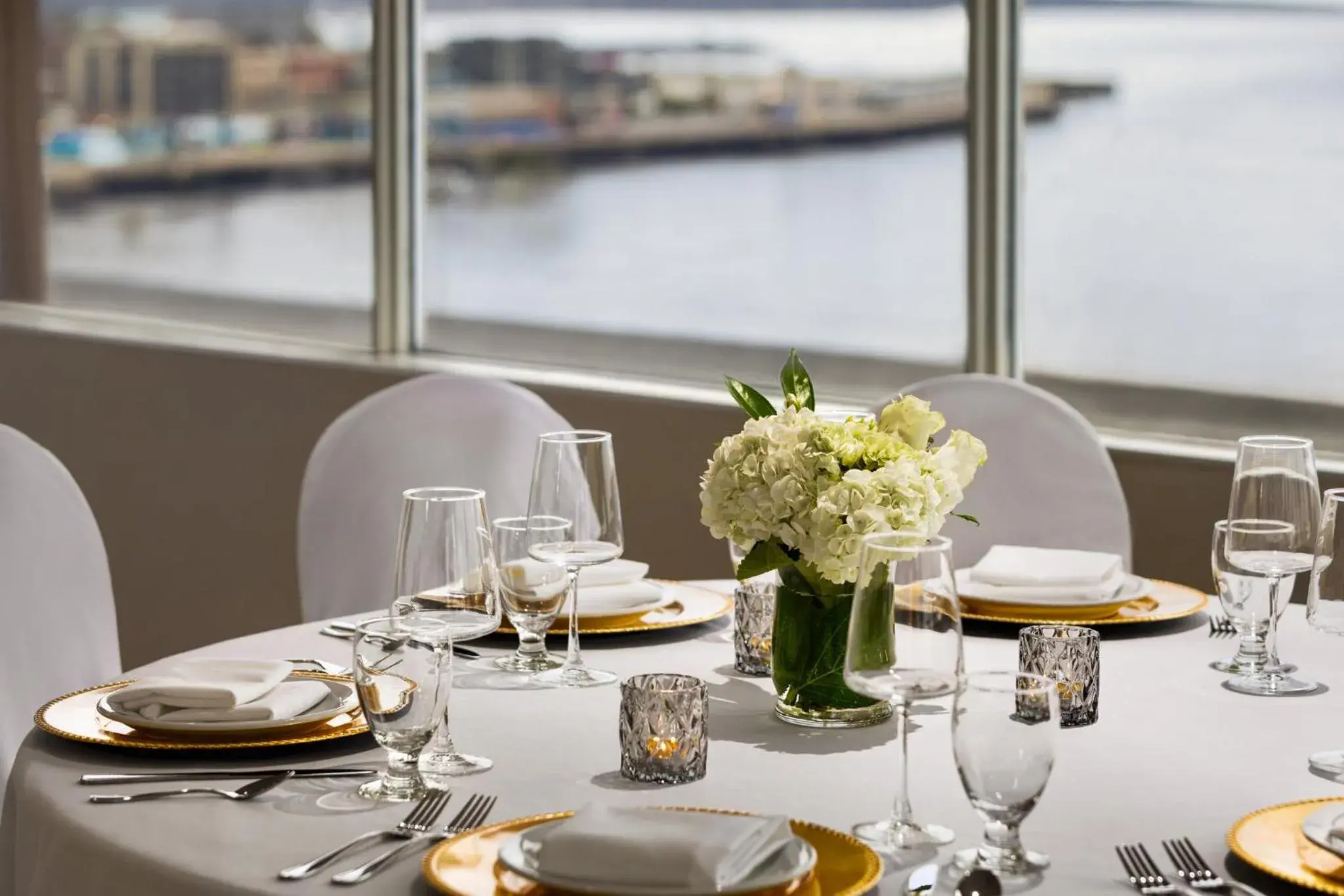 Meeting/conference room in Crowne Plaza Saint John Harbour View by IHG Meeting/conference room in Crowne Plaza Saint John Harbour View by IHG