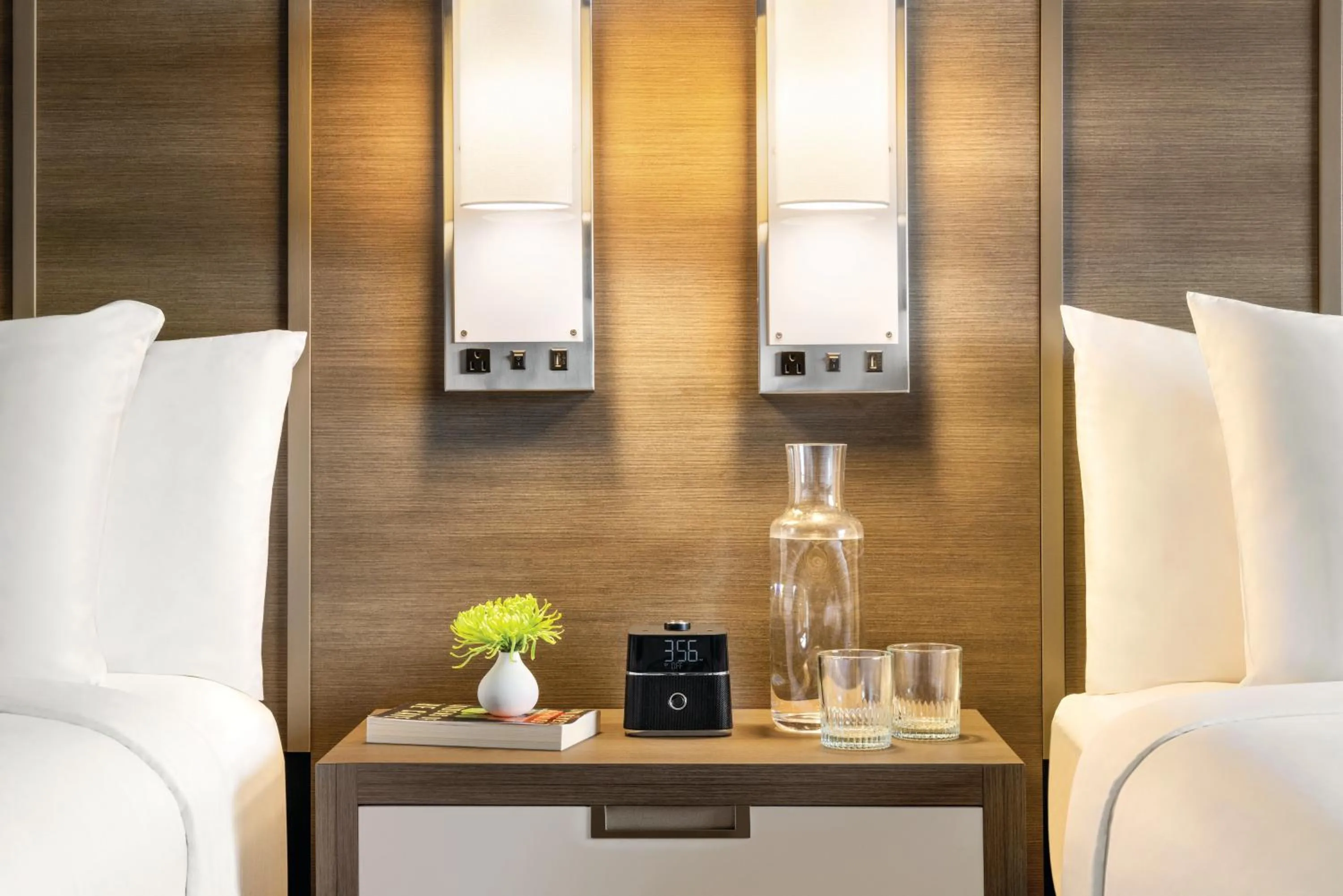 Bed in Crowne Plaza Saint John Harbour View by IHG