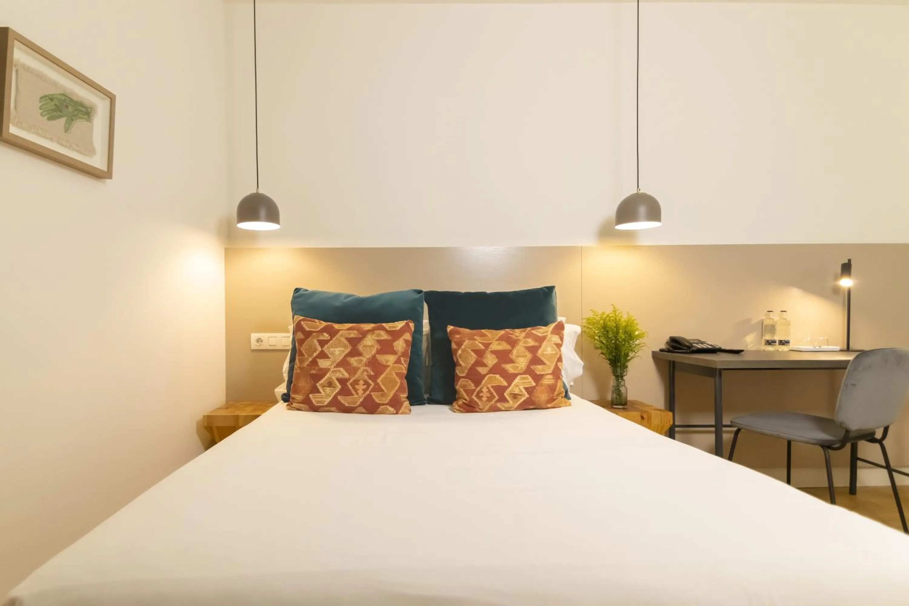 Bed in VEINTIUNO Emblematic Hotels - Adults Only