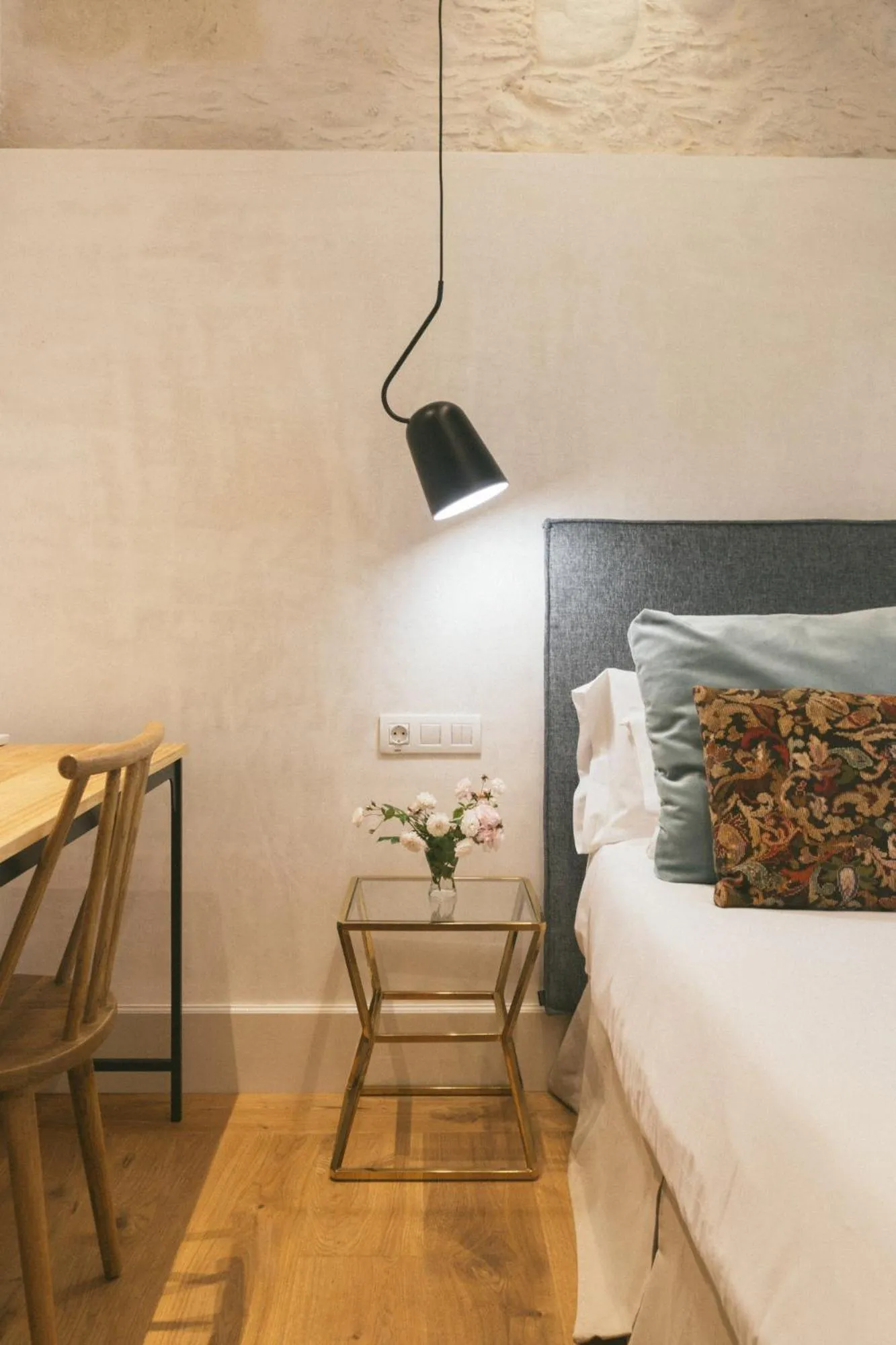 Bedroom, Bed in VEINTIUNO Emblematic Hotels - Adults Only