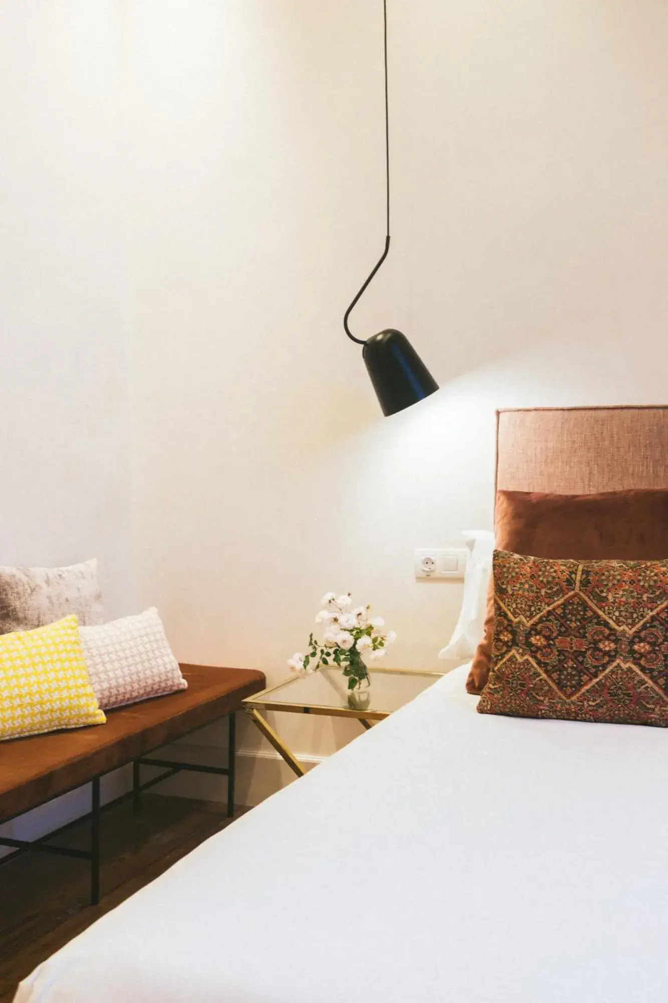 Bed in VEINTIUNO Emblematic Hotels - Adults Only Bed in VEINTIUNO Emblematic Hotels - Adults Only