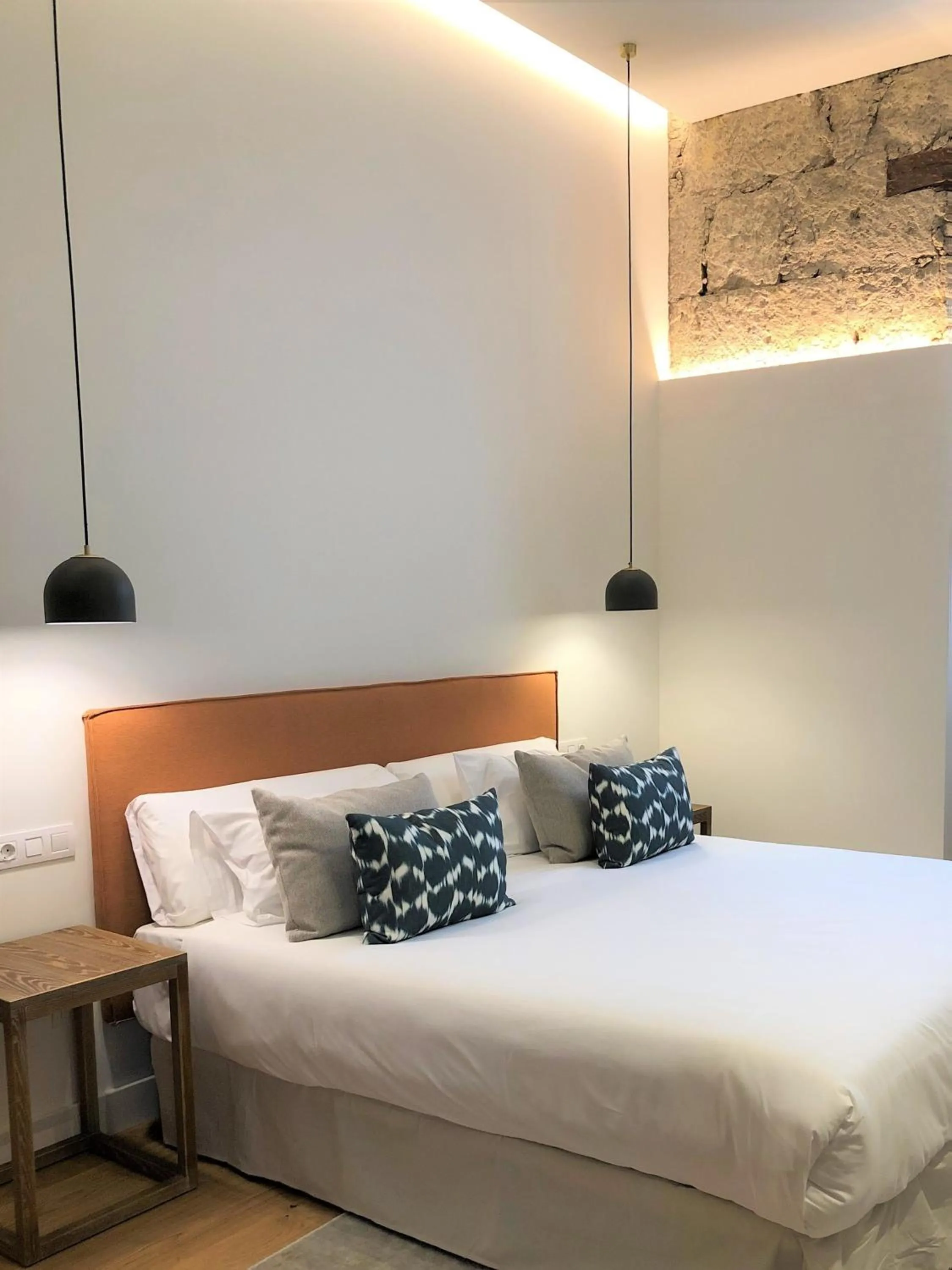 Bed in VEINTIUNO Emblematic Hotels - Adults Only