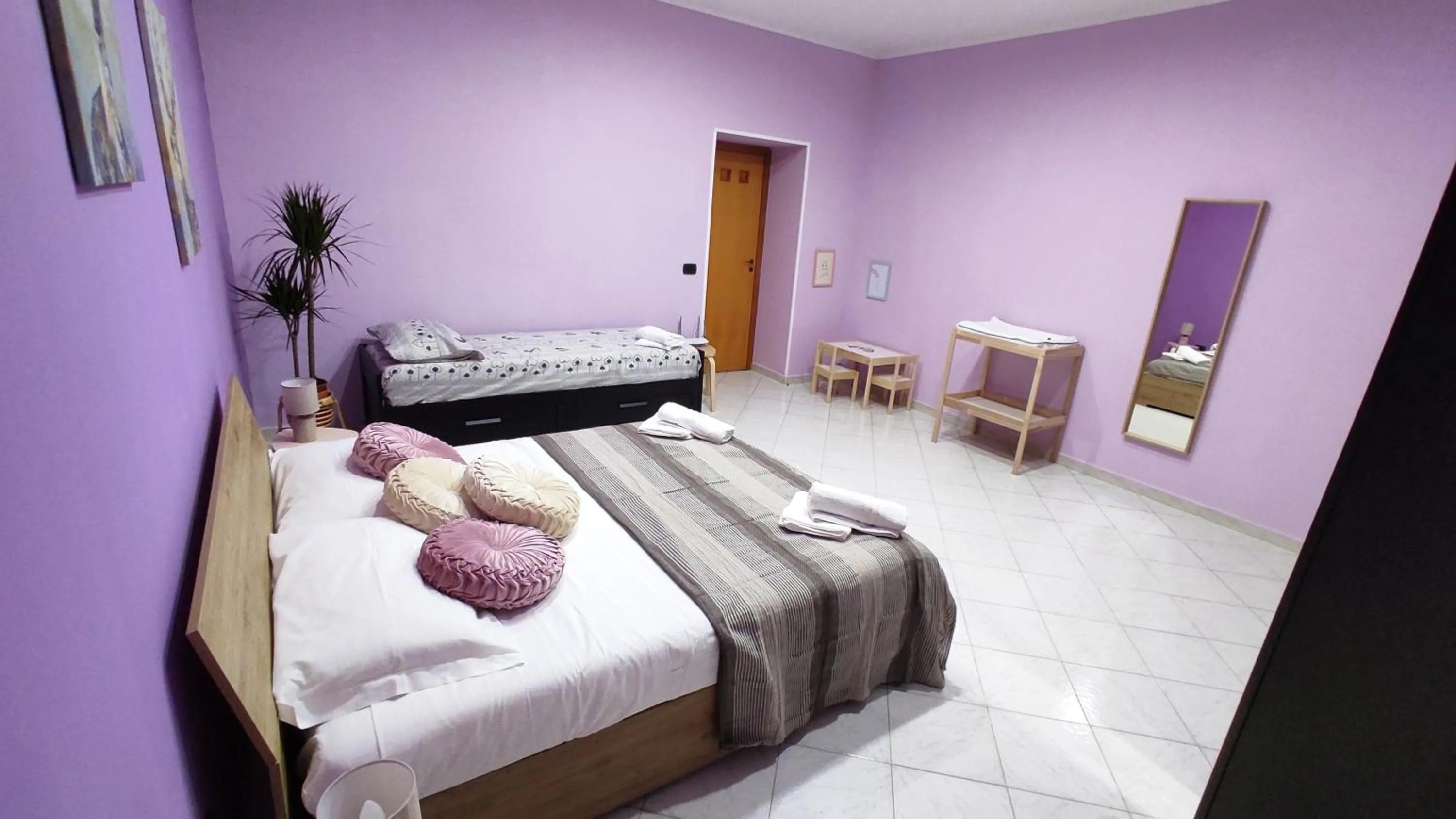 Two-Bedroom Apartment in Apartment's - 500 mt Pompeii Ruins-Vesuvio