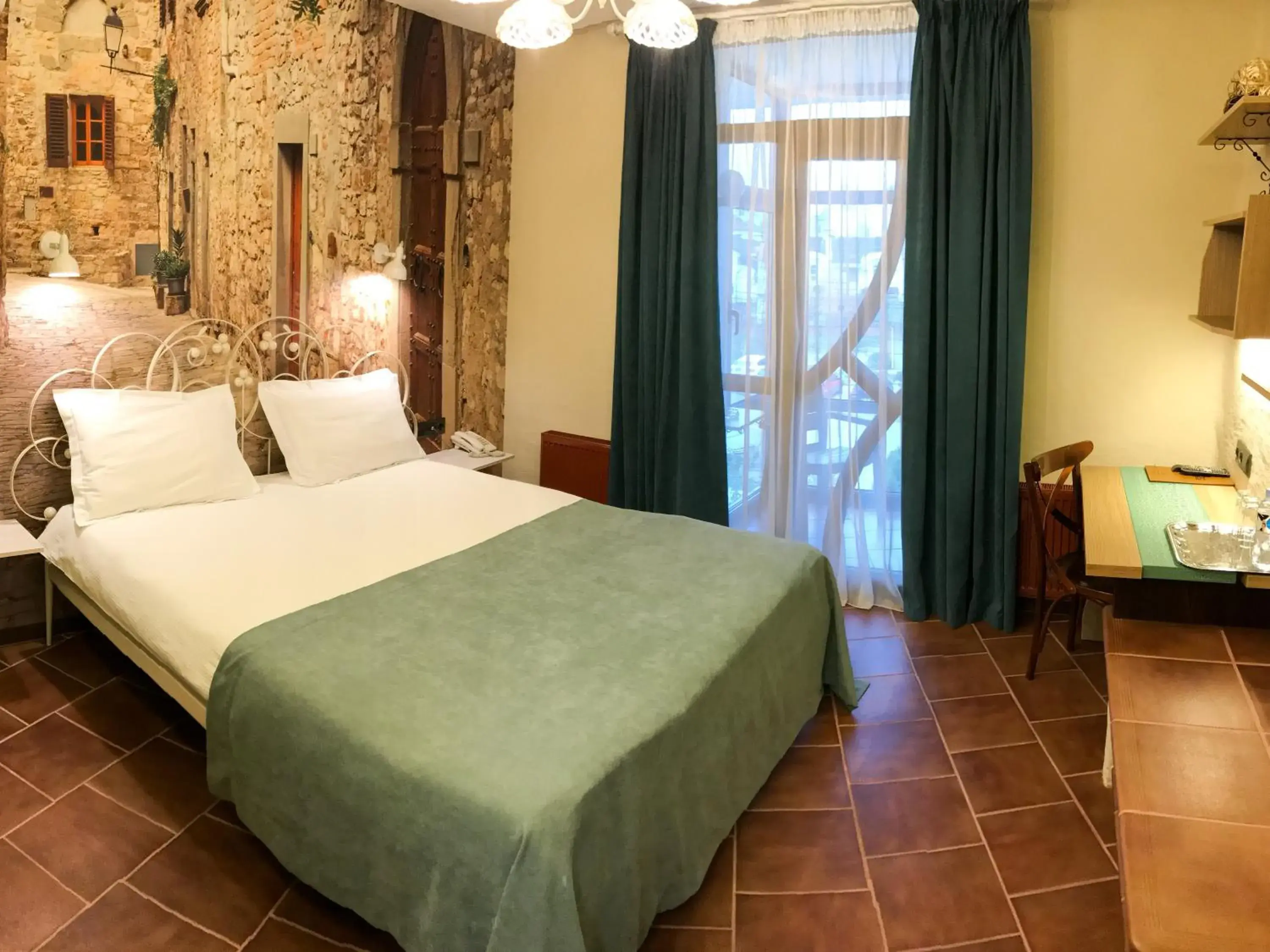 Photo of the whole room, Bed in Komilfo Hotel Photo of the whole room, Bed in Komilfo Hotel