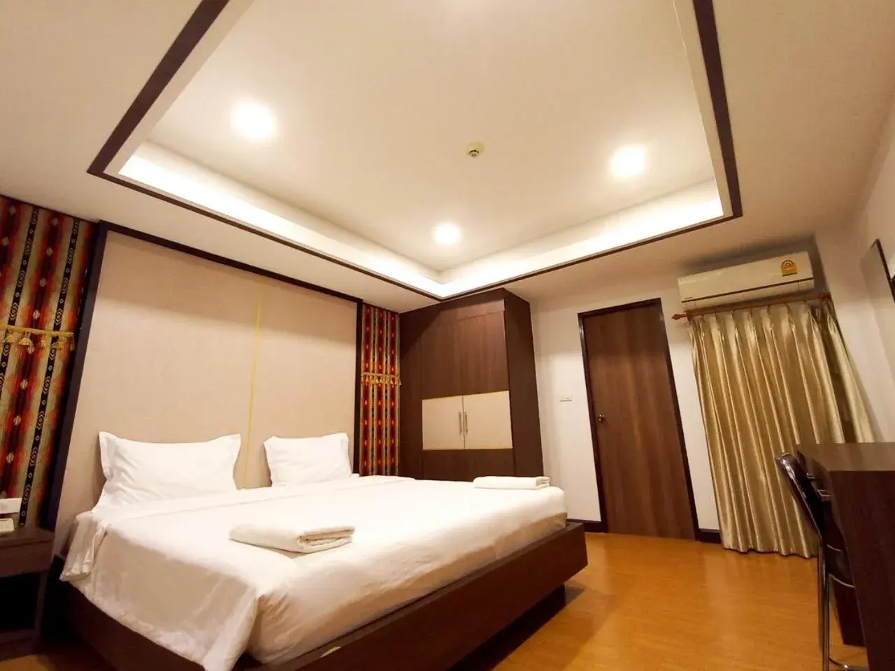 Photo of the whole room in CHORLADA LANNA HOTEL Photo of the whole room in CHORLADA LANNA HOTEL