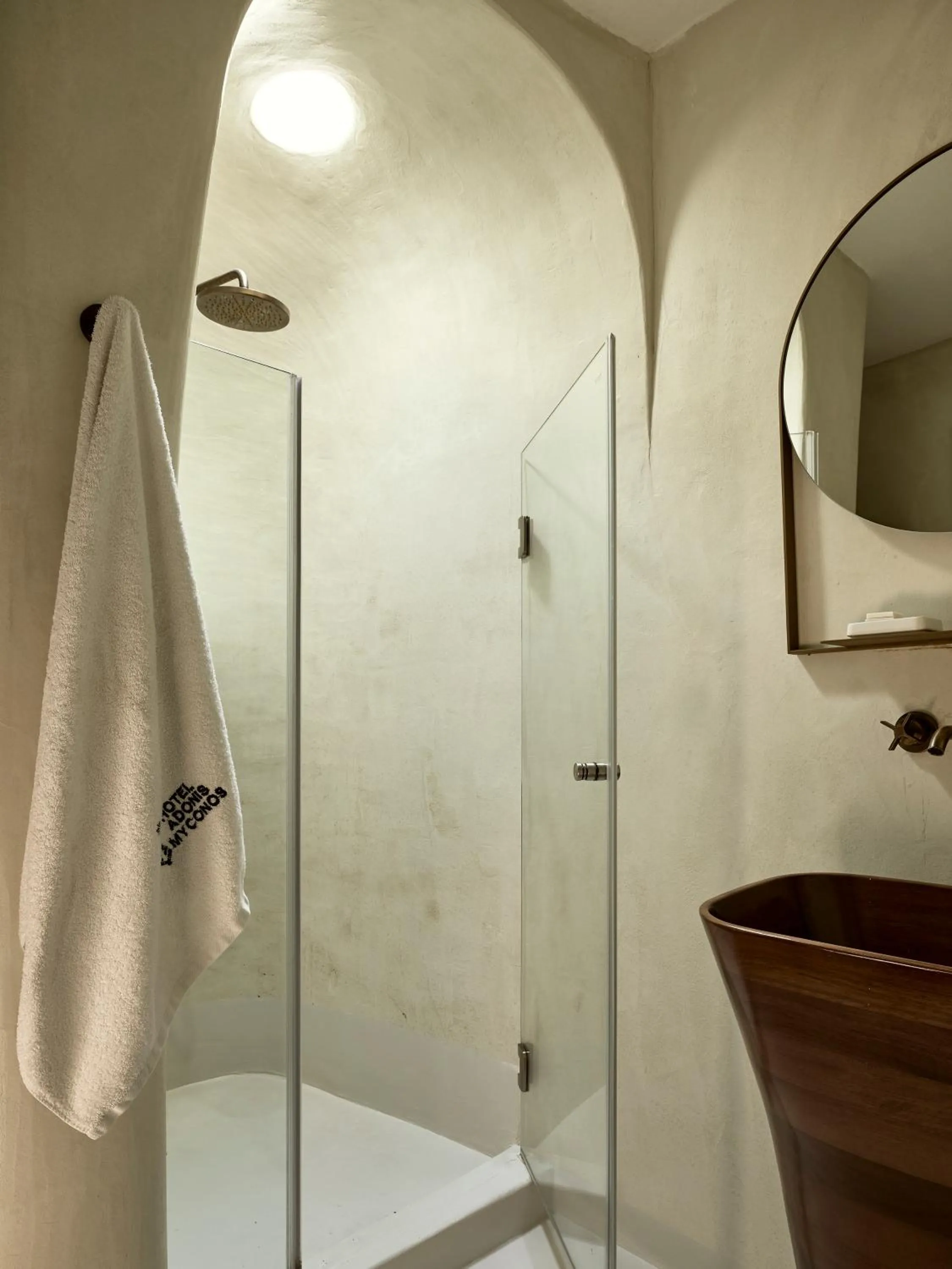 Bathroom in Hotel Adonis