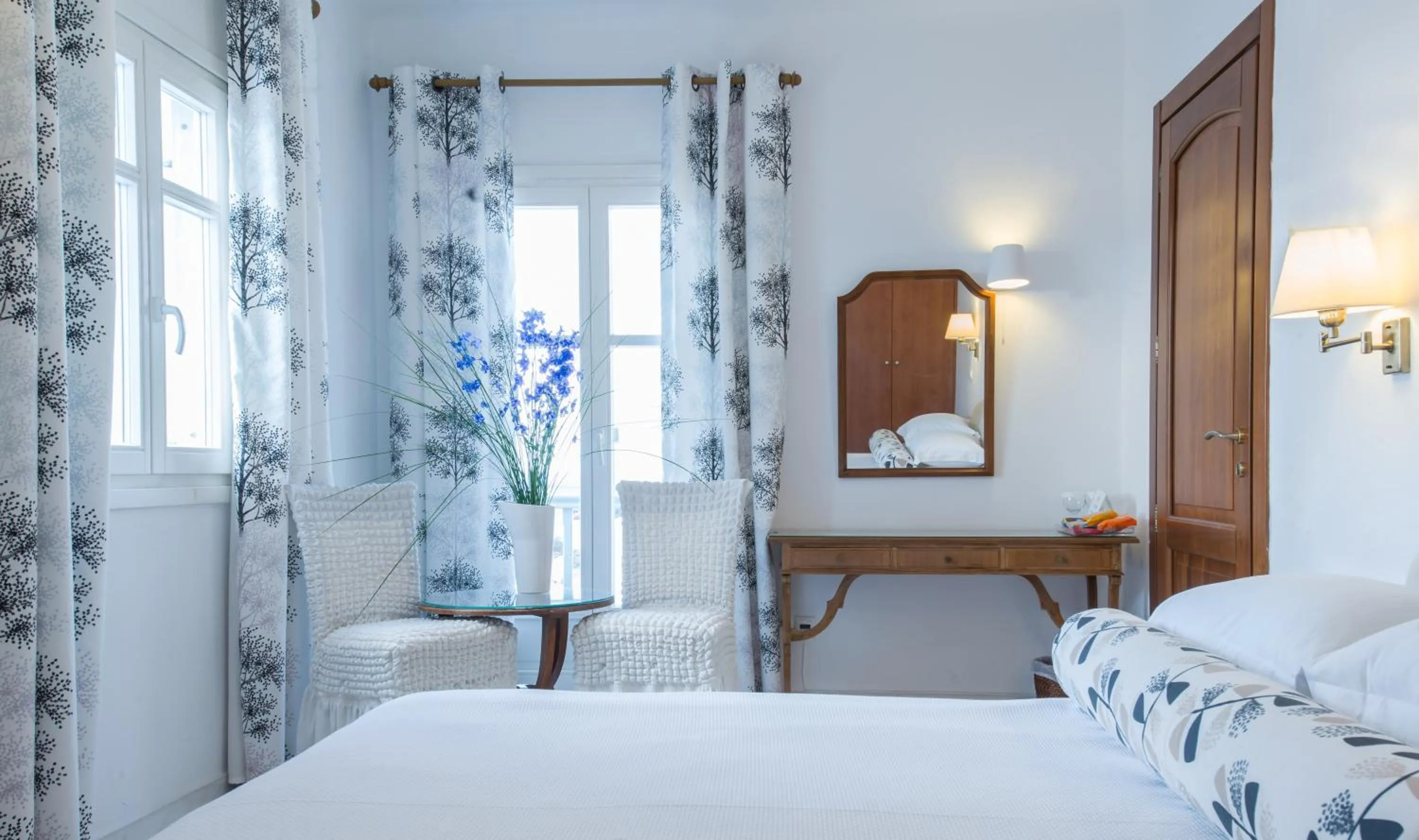 Bedroom, Bed in Hotel Adonis