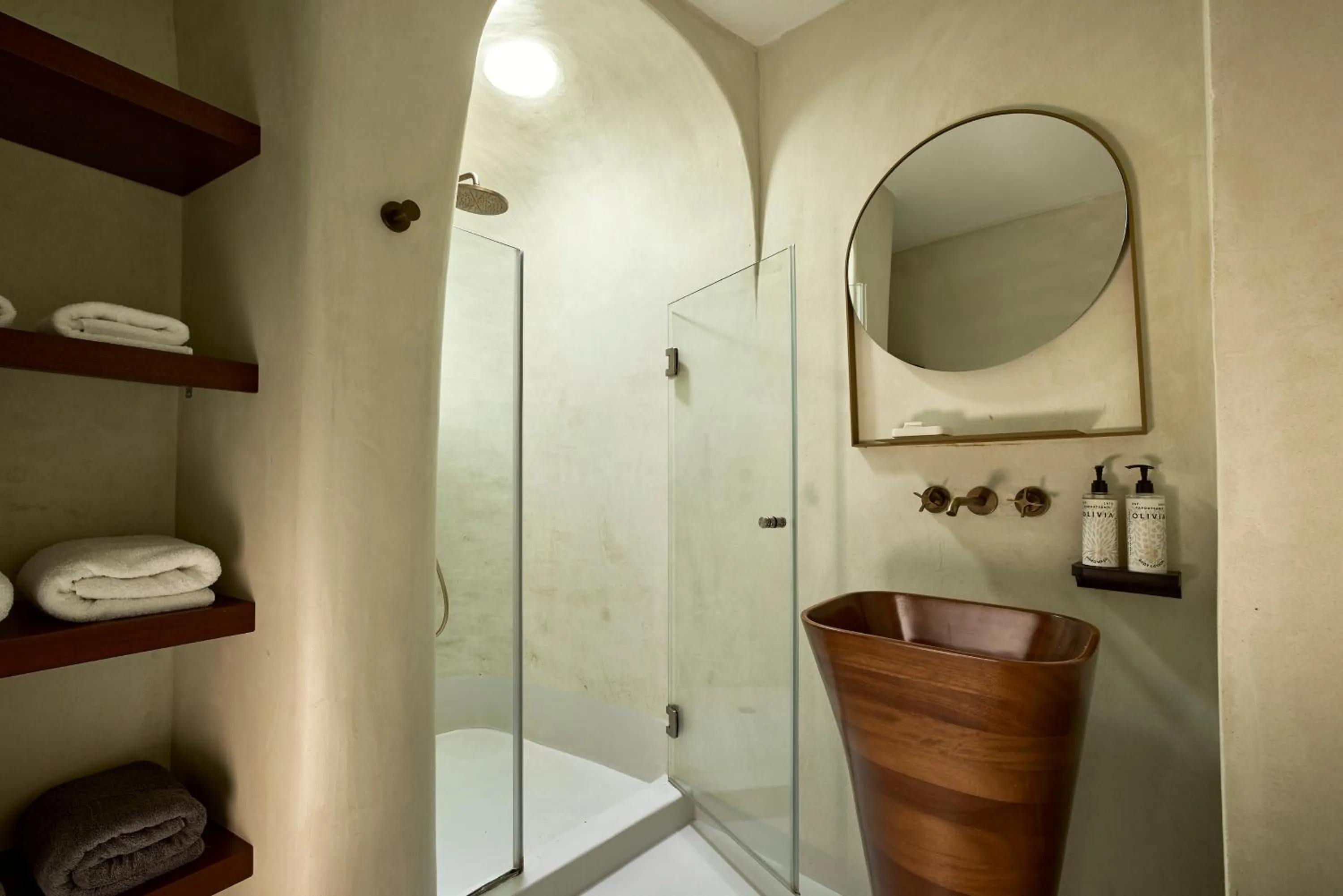 Bathroom in Hotel Adonis