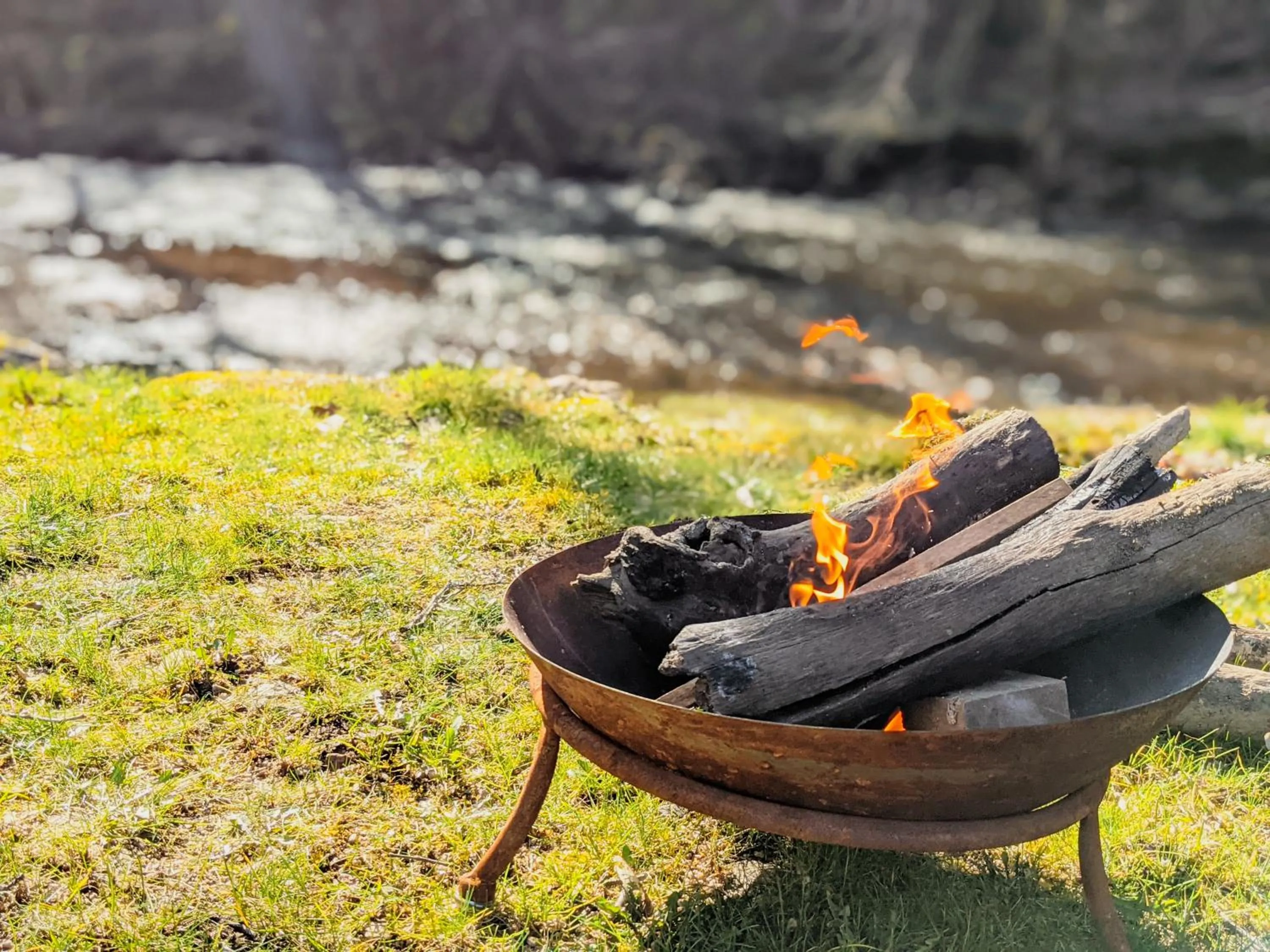 Natural landscape in Demeures et Châteaux Moulin des Templiers Hôtel & SPA