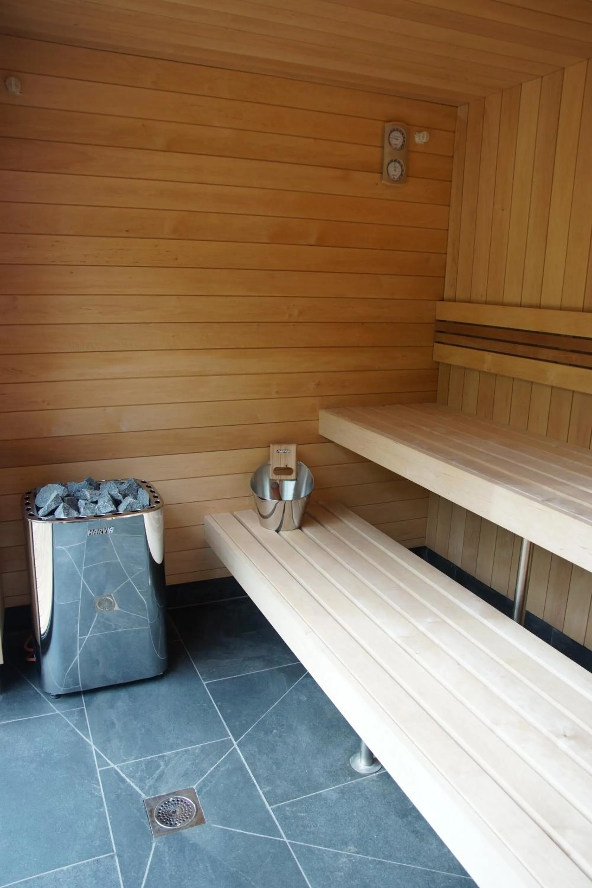 Sauna in Demeures et Châteaux Moulin des Templiers Hôtel & SPA