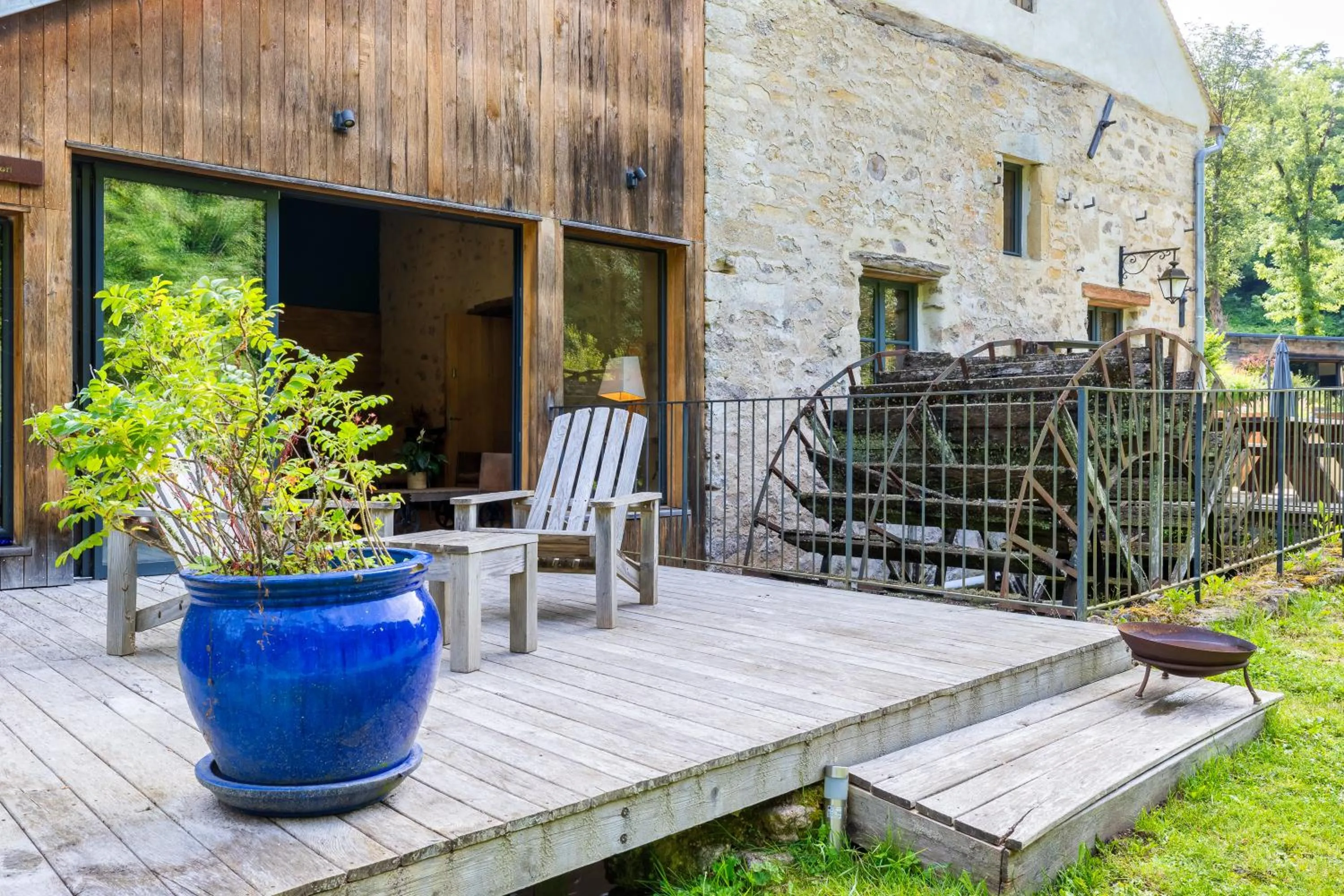 River view in Demeures et Châteaux Moulin des Templiers Hôtel & SPA