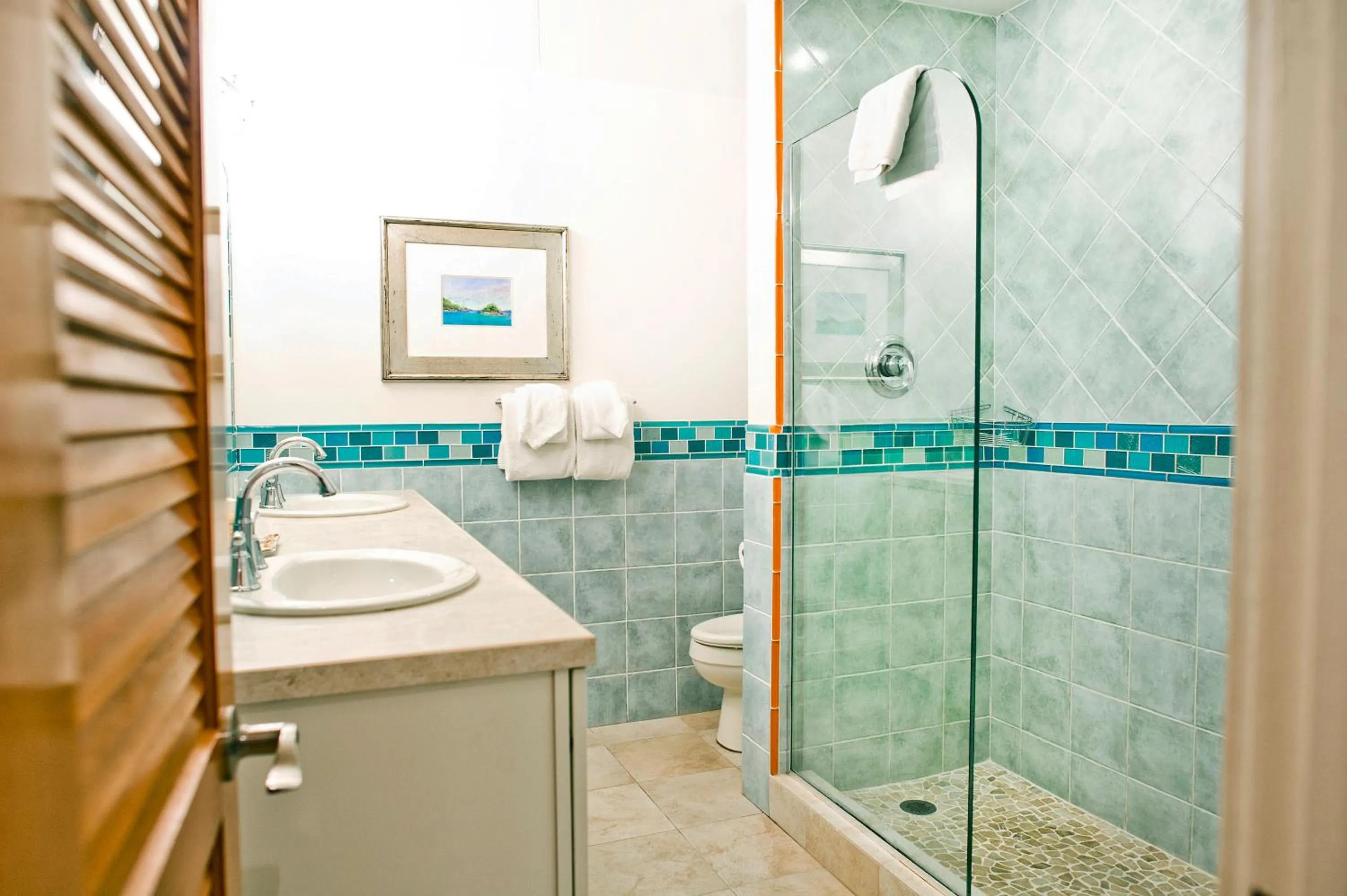 Bathroom in Secret Harbour Beach Resort