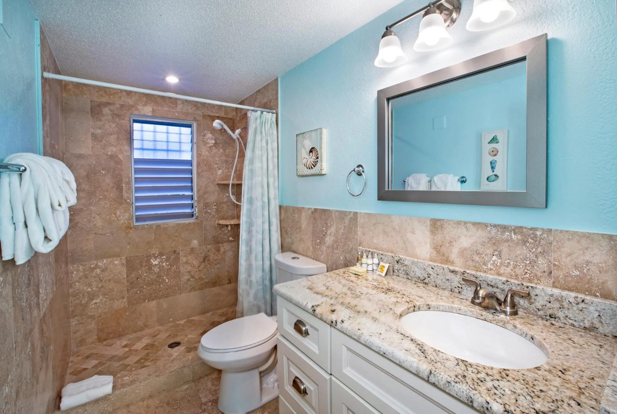 Bathroom in Secret Harbour Beach Resort