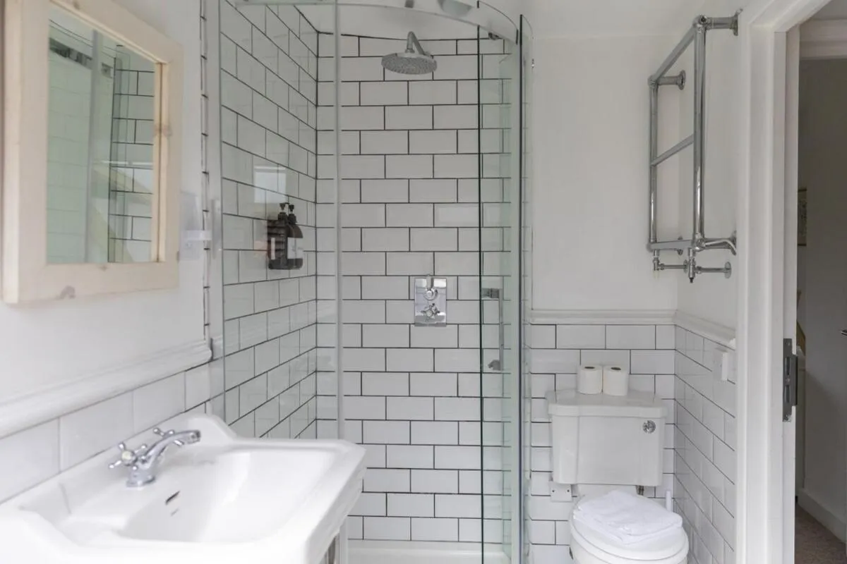 Danny Lodge - Country Cottage Near Brighton by Huluki Sussex Stays