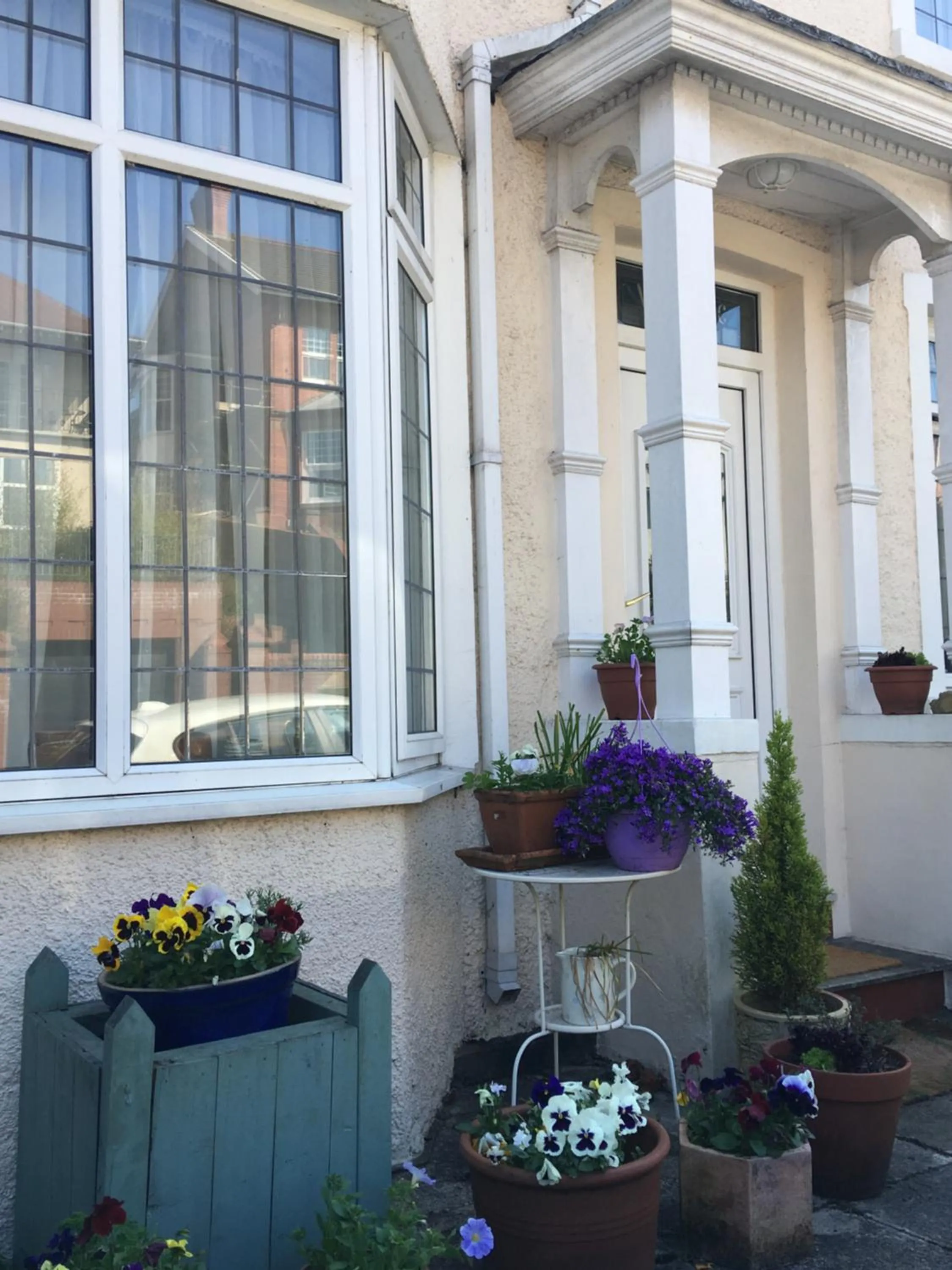 Facade/entrance in Wynberg House Bed & Breakfast Swansea