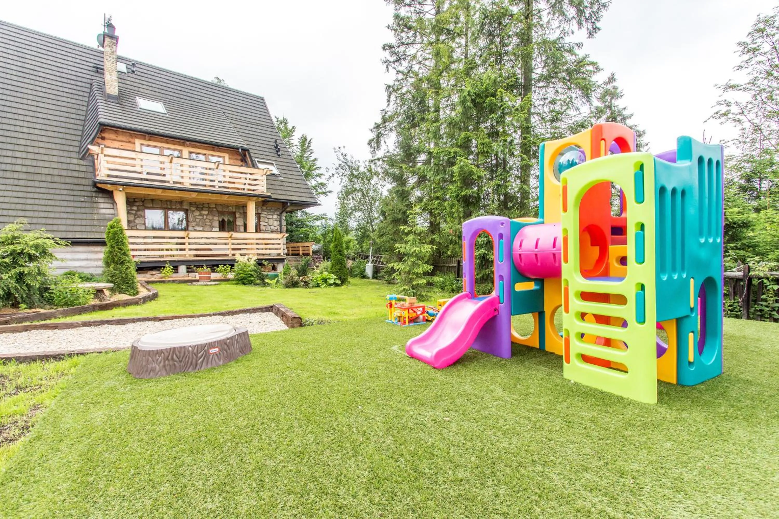 Property building in Apartamenty Biały Potok