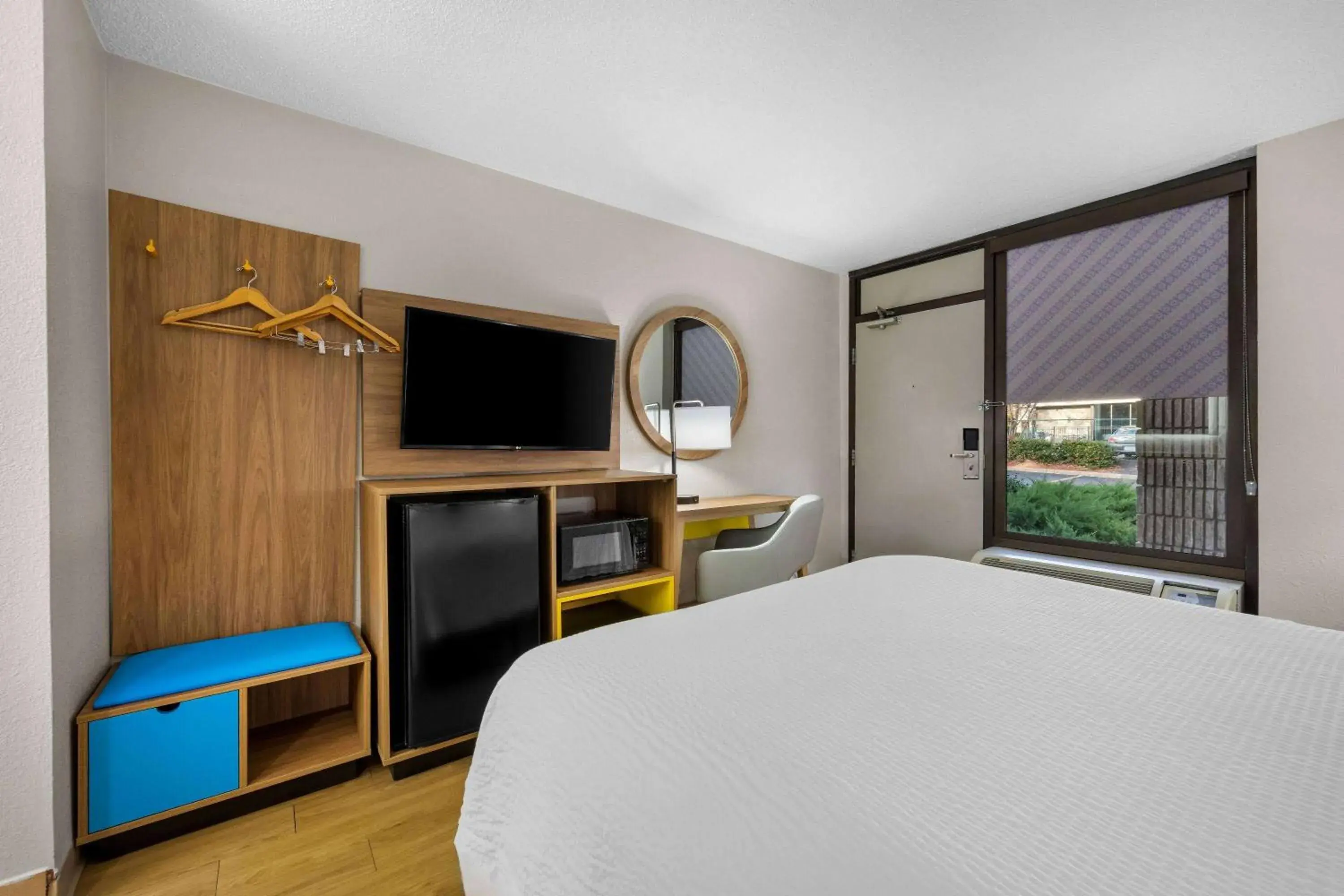 Bed in Days Inn by Wyndham Raleigh Midtown Bed in Days Inn by Wyndham Raleigh Midtown