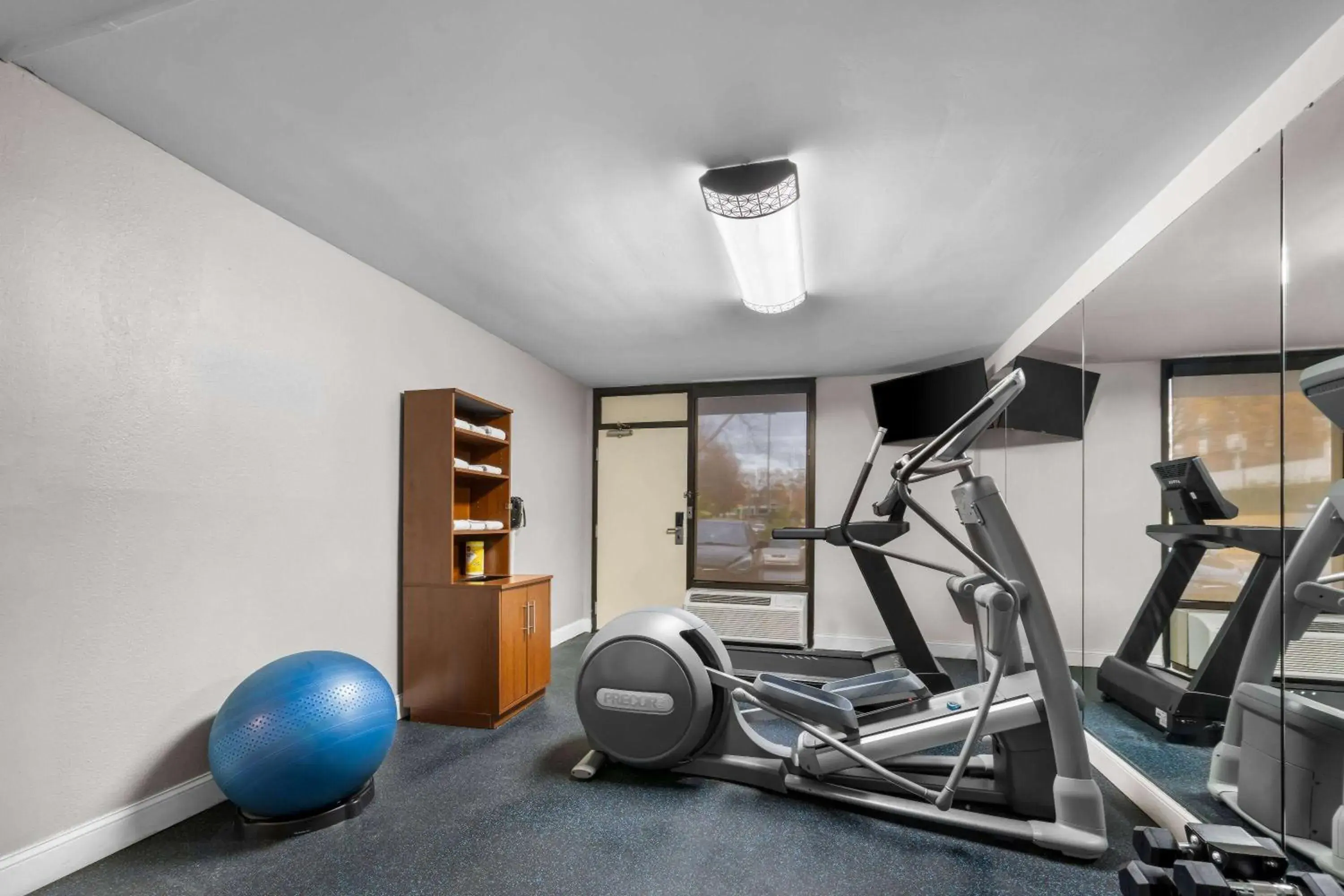 Fitness centre/facilities in Days Inn by Wyndham Raleigh Midtown Fitness centre/facilities in Days Inn by Wyndham Raleigh Midtown