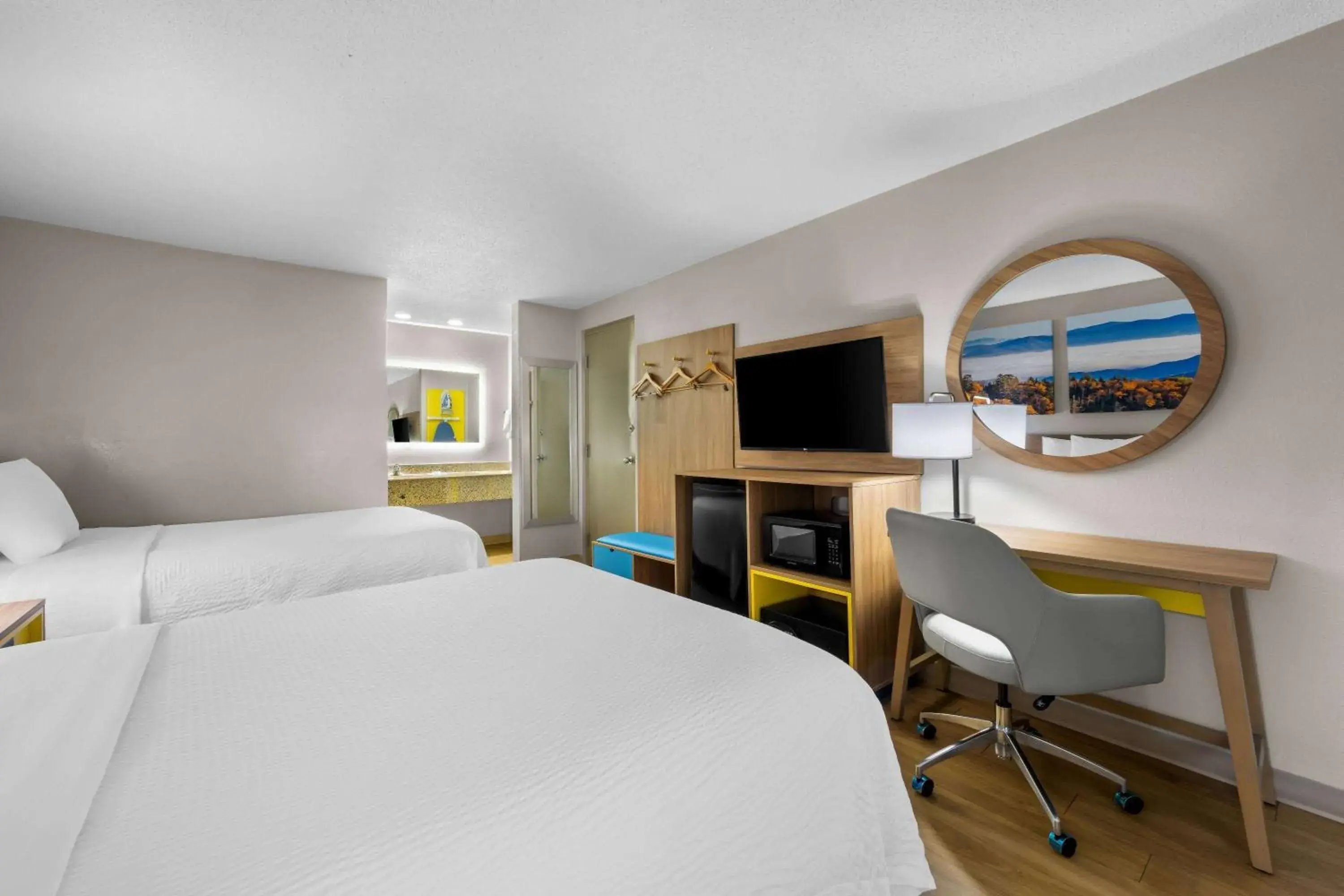 Bed in Days Inn by Wyndham Raleigh Midtown Bed in Days Inn by Wyndham Raleigh Midtown