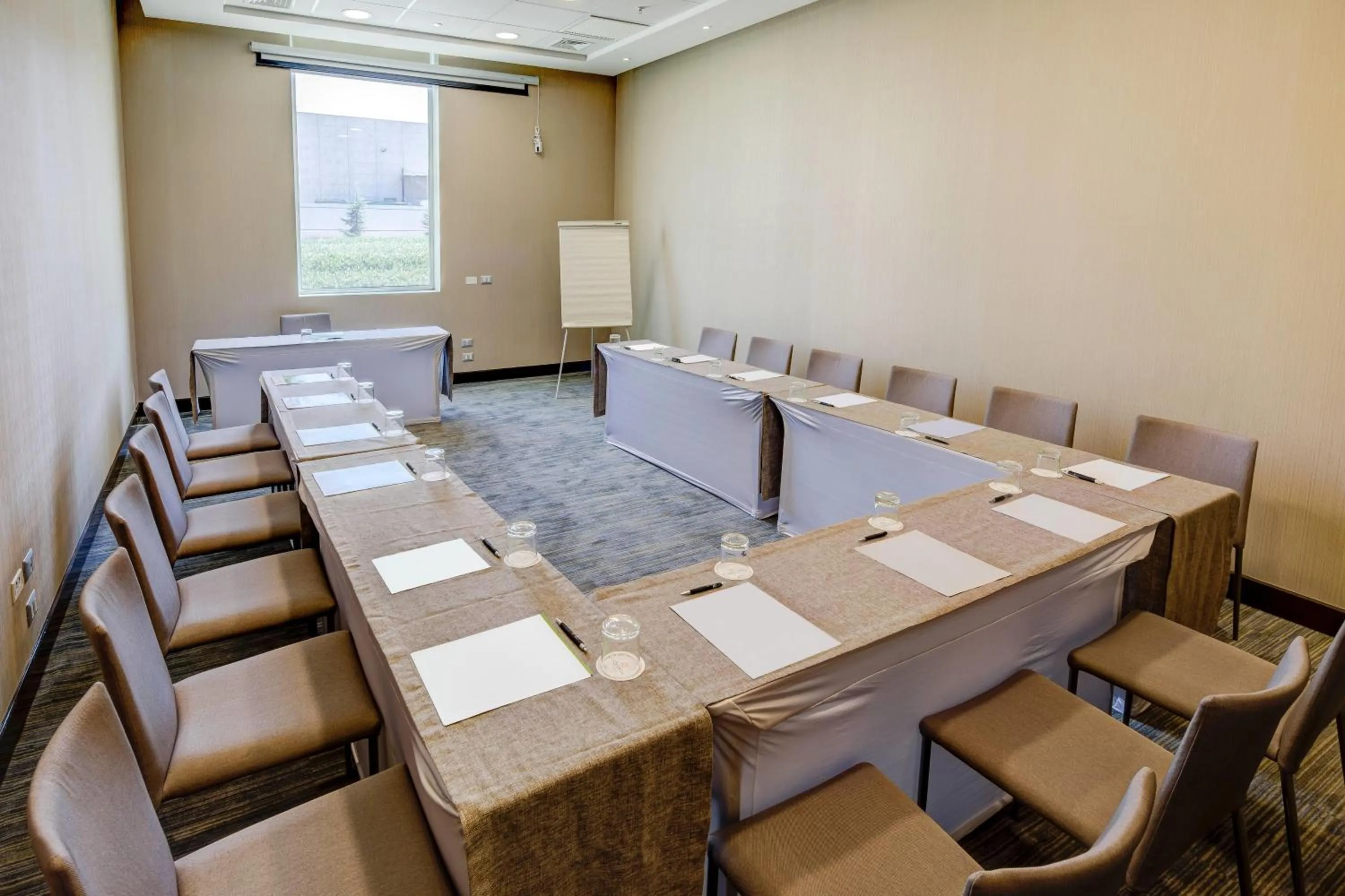 Meeting/conference room in Wyndham Santiago Aeropuerto
