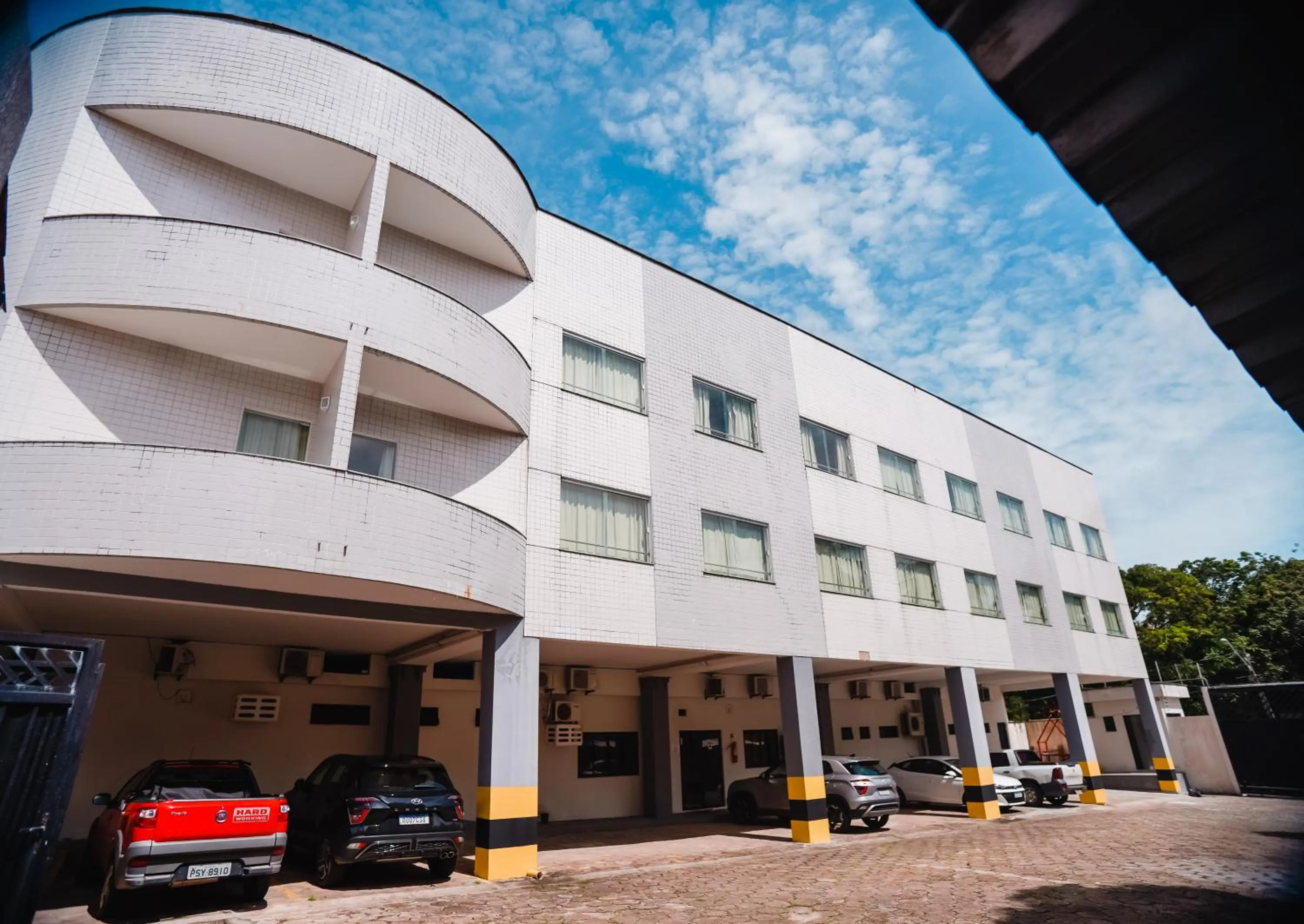 Parking in Costa Atlantico Hotel