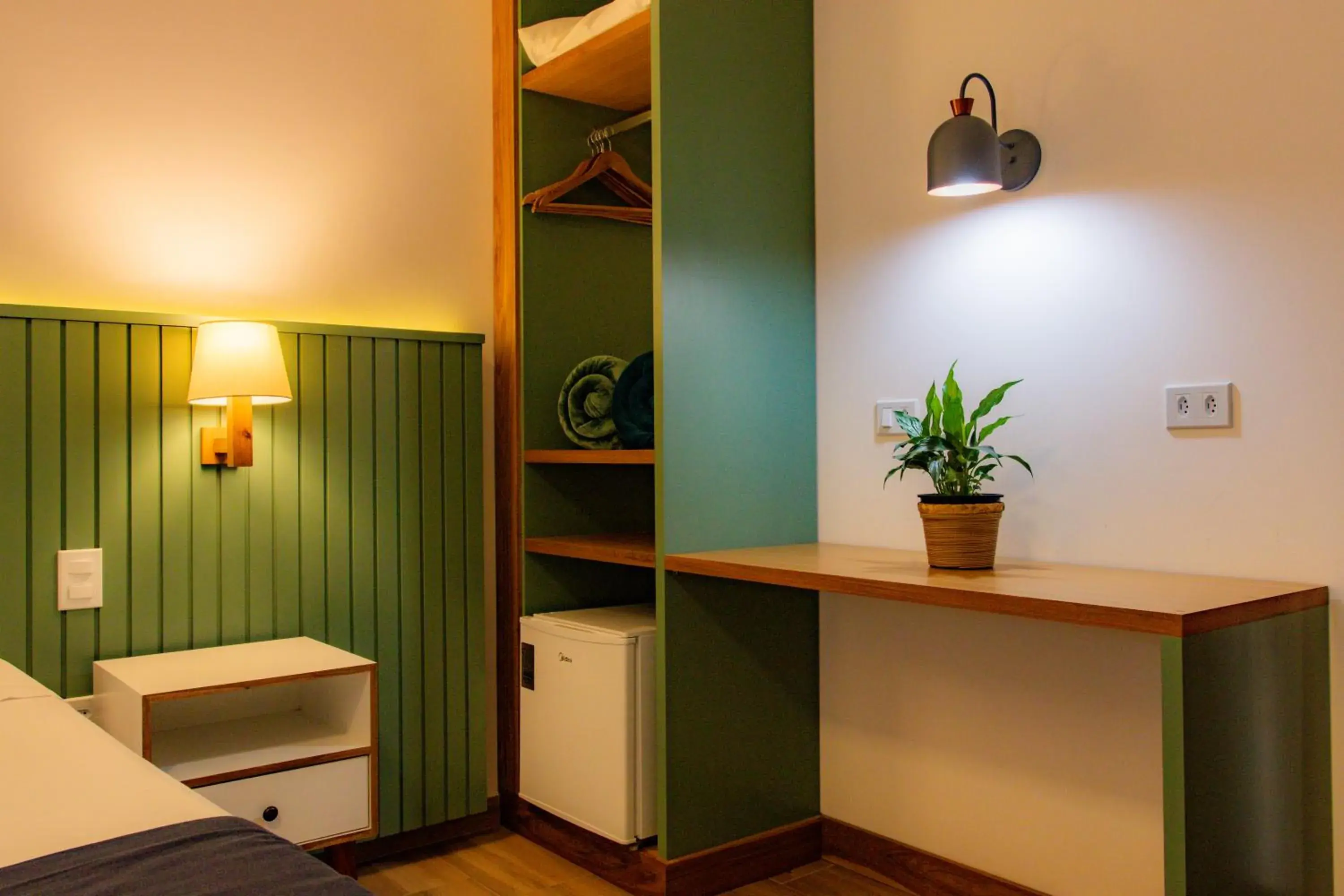 Double Room with Spa Bath in Pousada Valhacouto Double Room with Spa Bath in Pousada Valhacouto