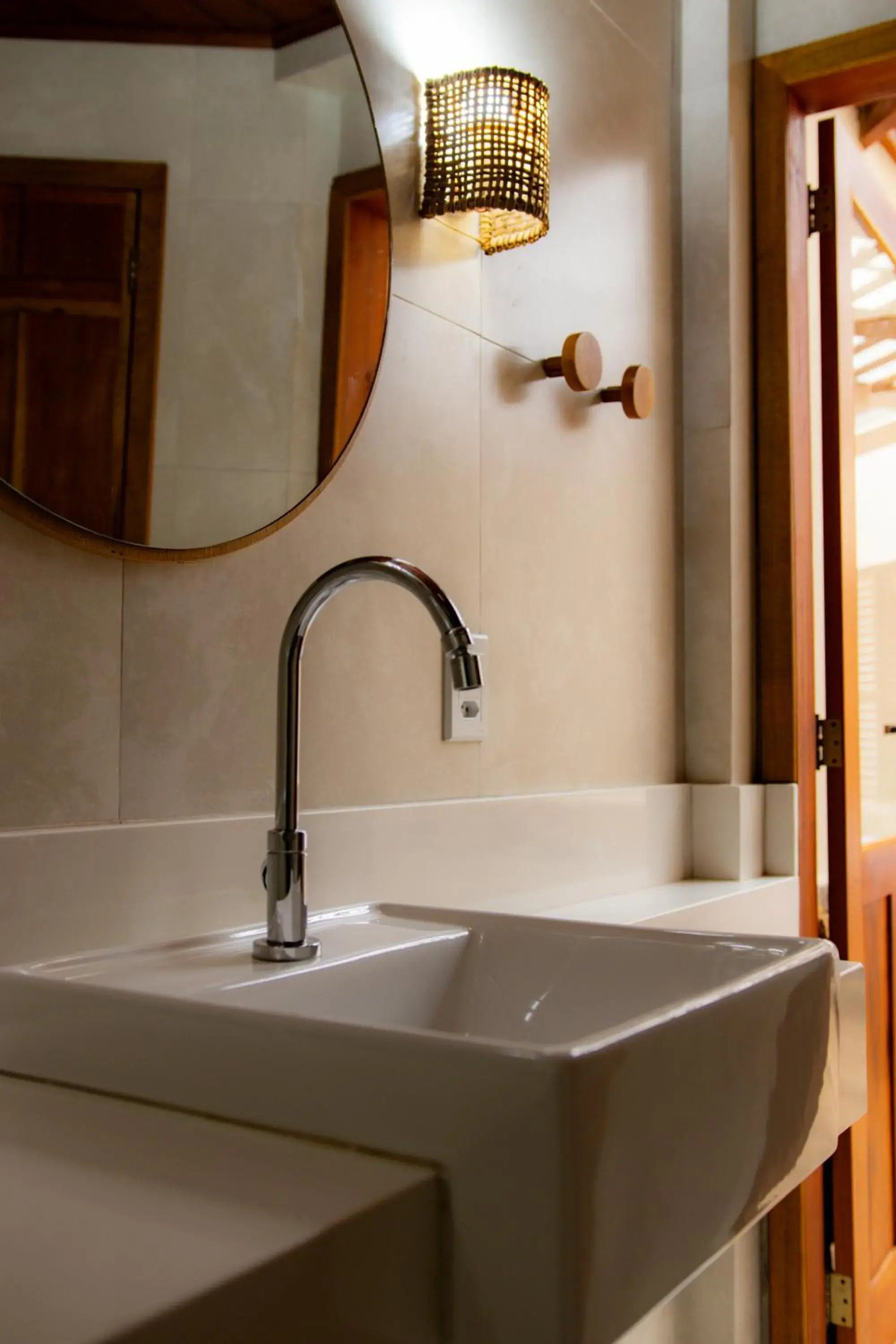 Double Room with Spa Bath in Pousada Valhacouto Double Room with Spa Bath in Pousada Valhacouto